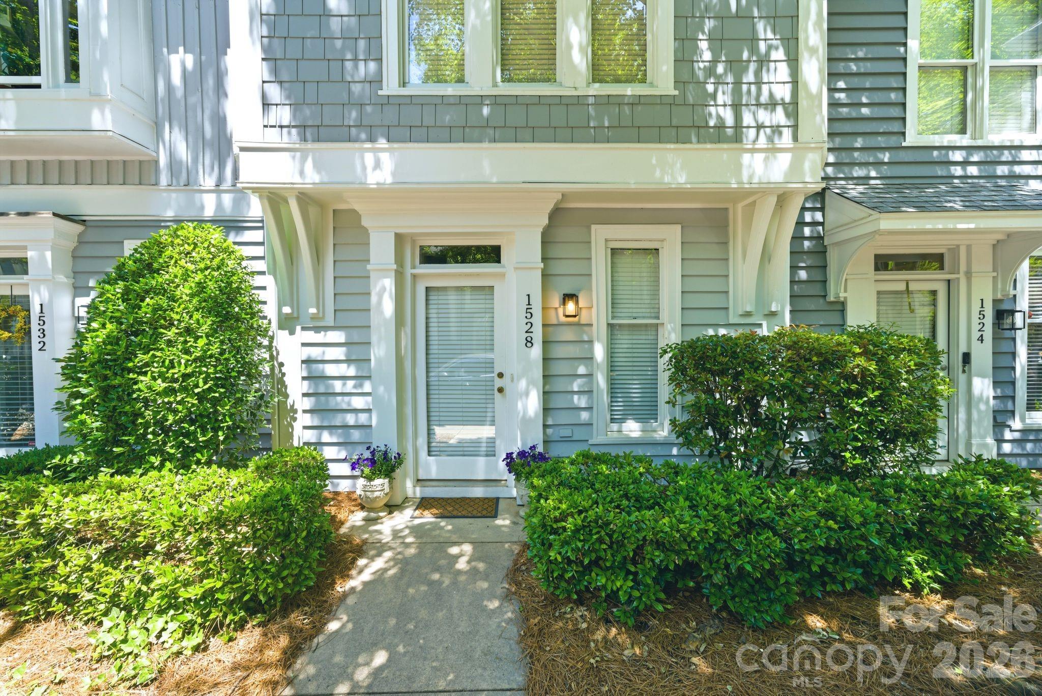 1528 Cleveland Avenue — Charlotte