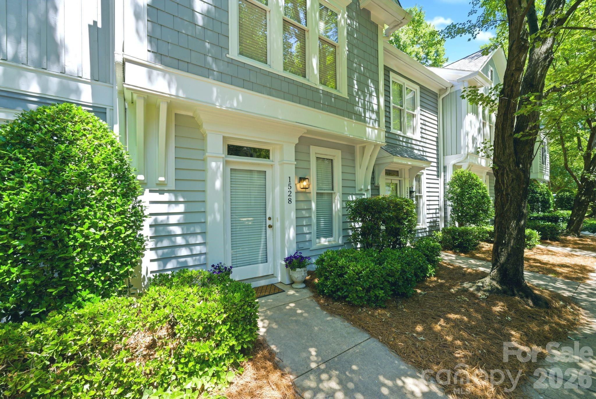 1528 Cleveland Avenue — Charlotte