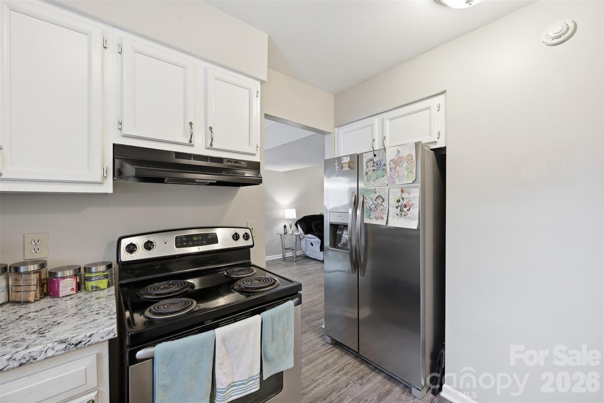 1158 Cloister Place — Columbia