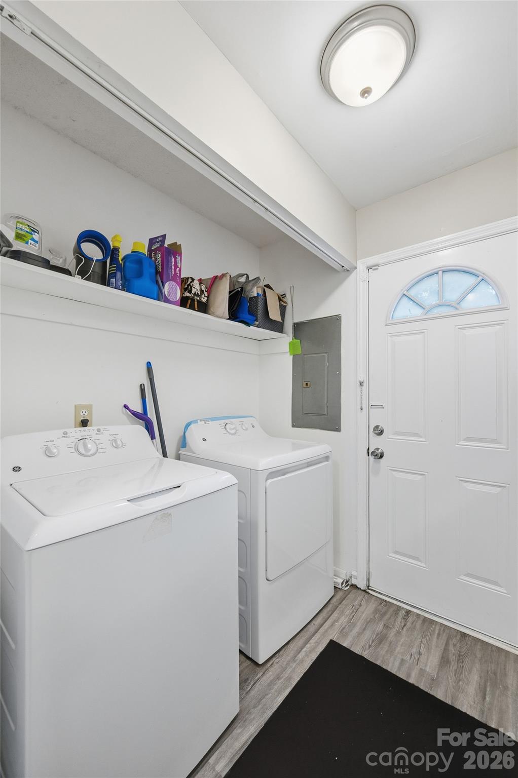 1158 Cloister Place — Columbia