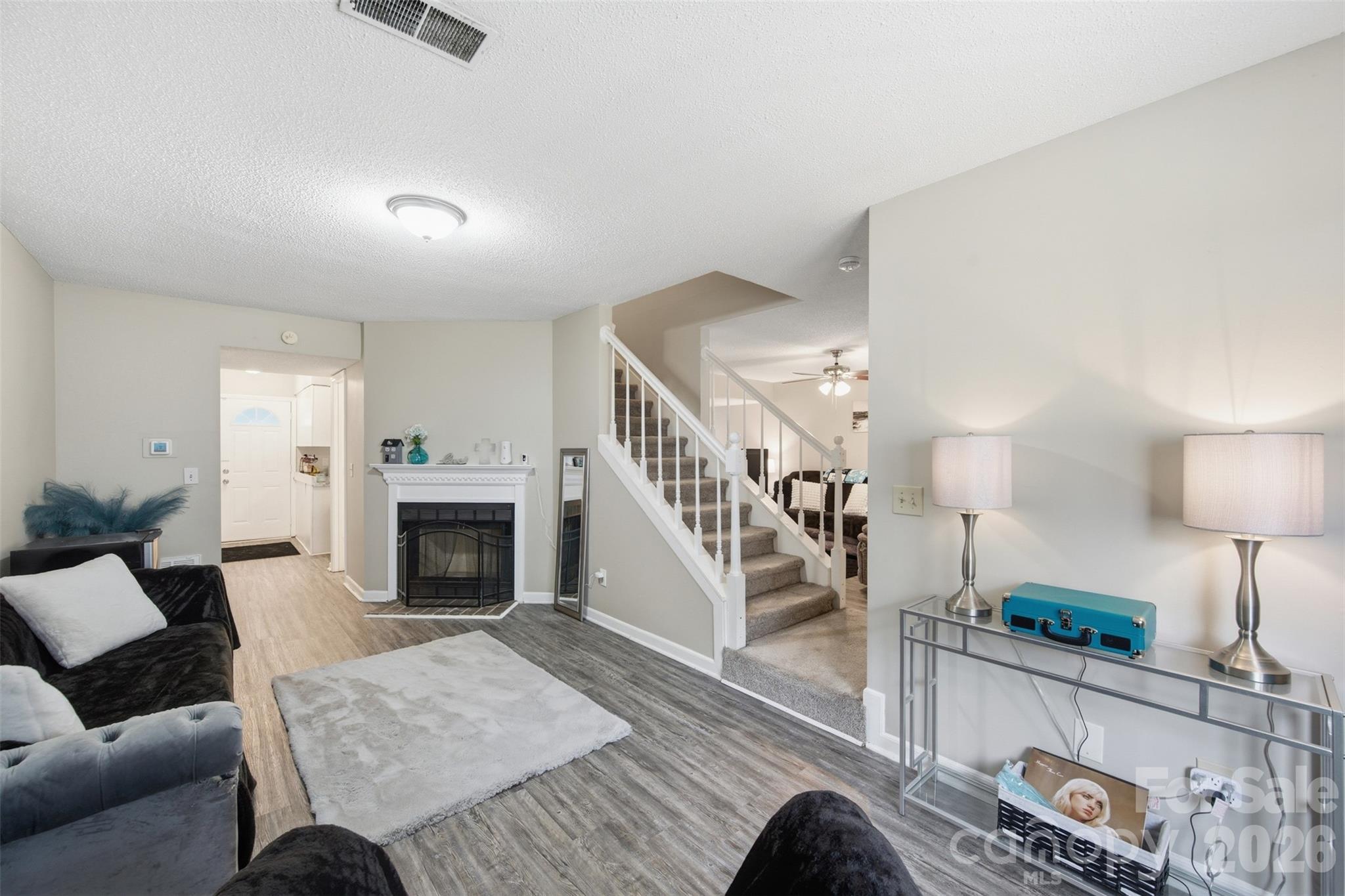 1158 Cloister Place — Columbia