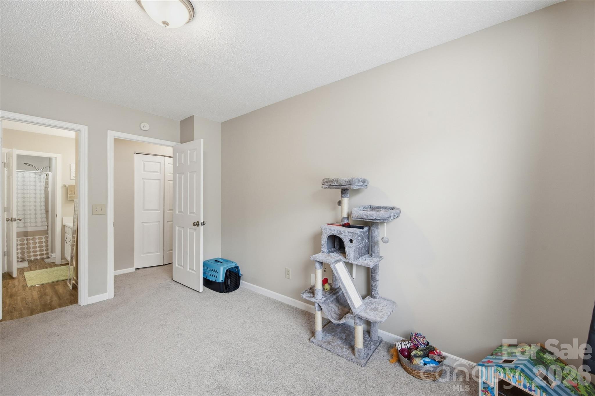 1158 Cloister Place — Columbia