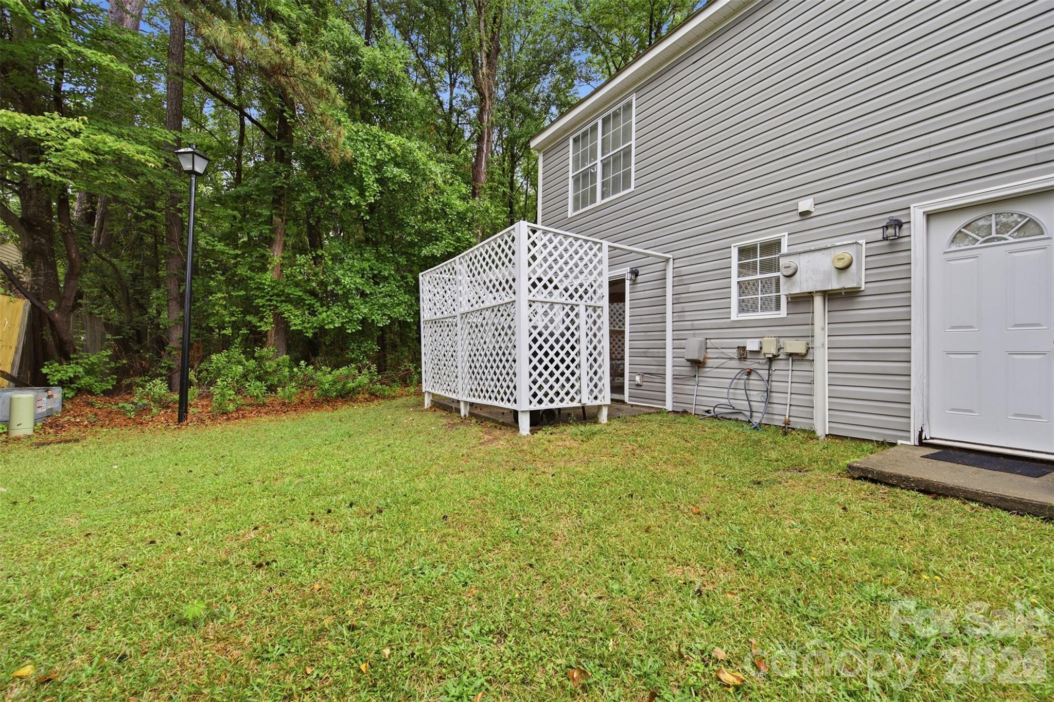 1158 Cloister Place — Columbia