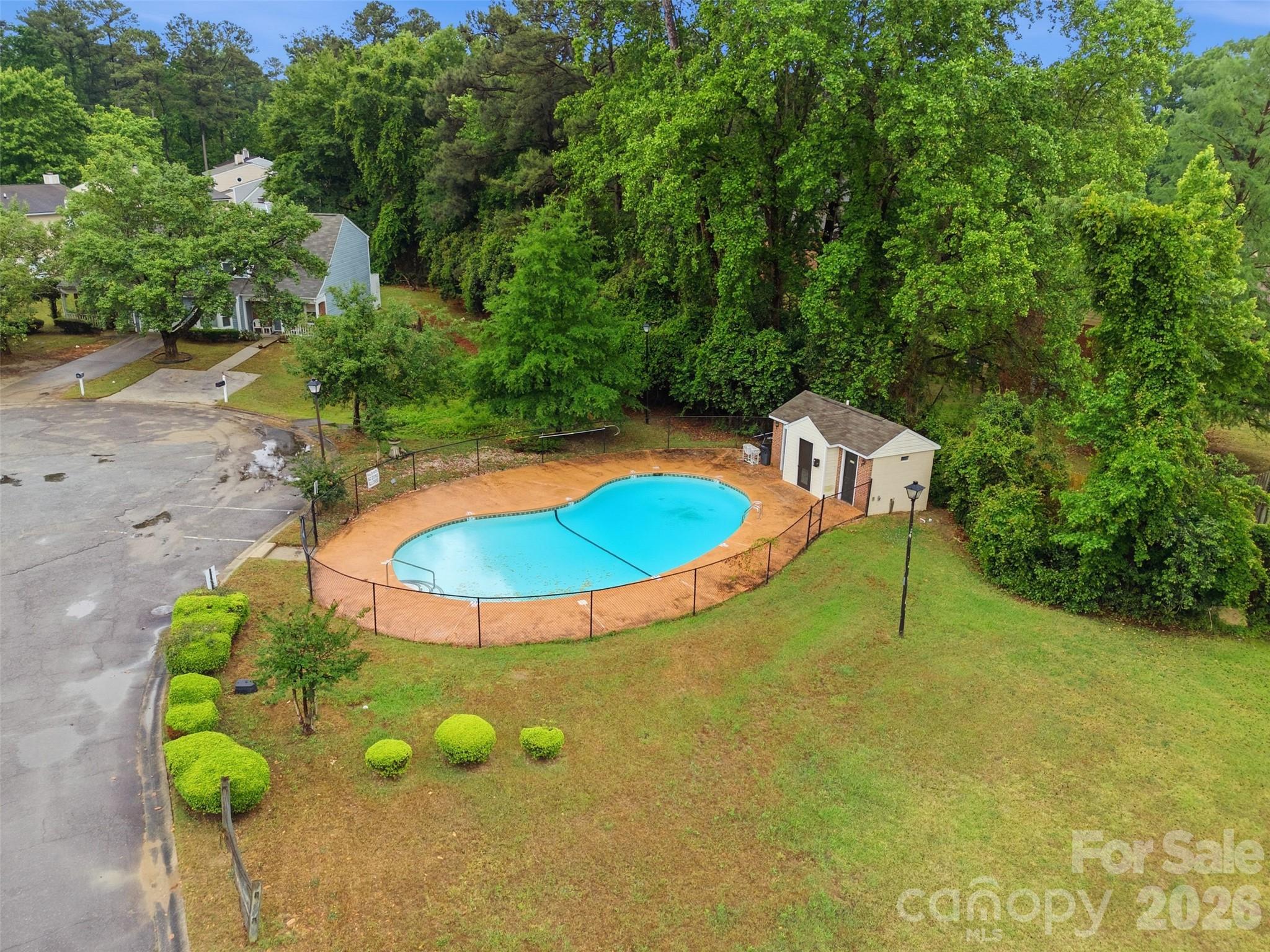 1158 Cloister Place — Columbia