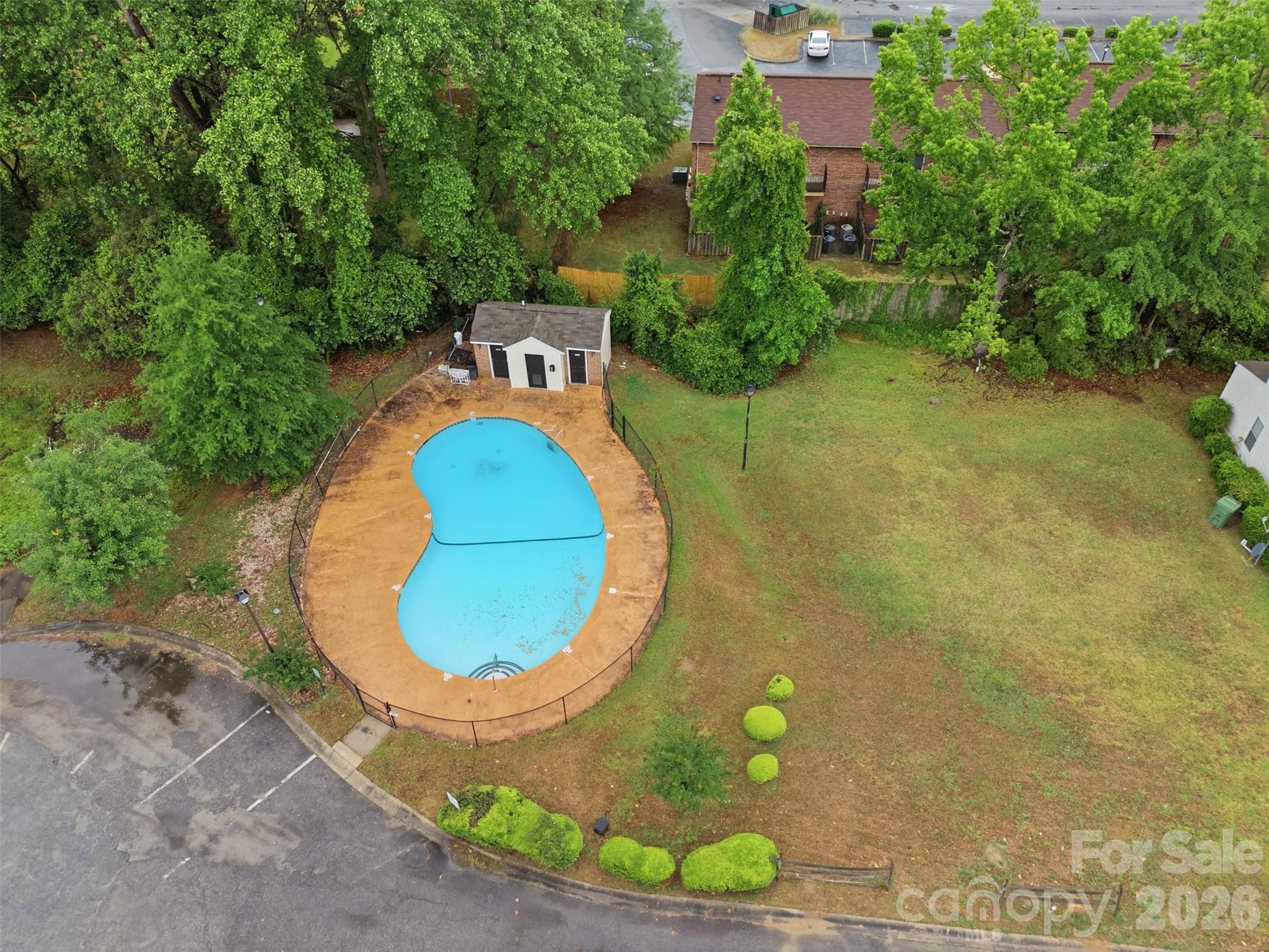 1158 Cloister Place — Columbia
