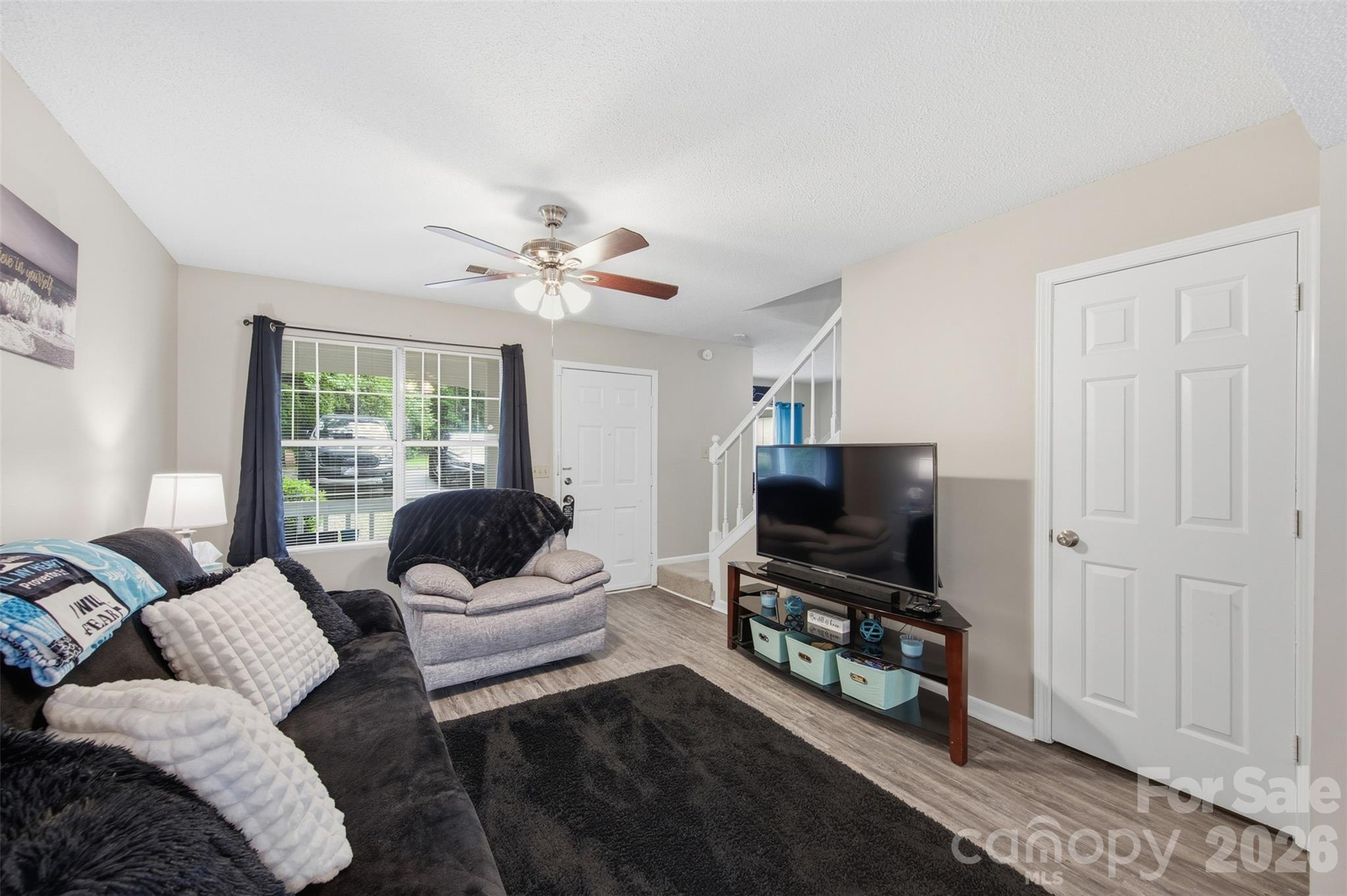 1158 Cloister Place — Columbia