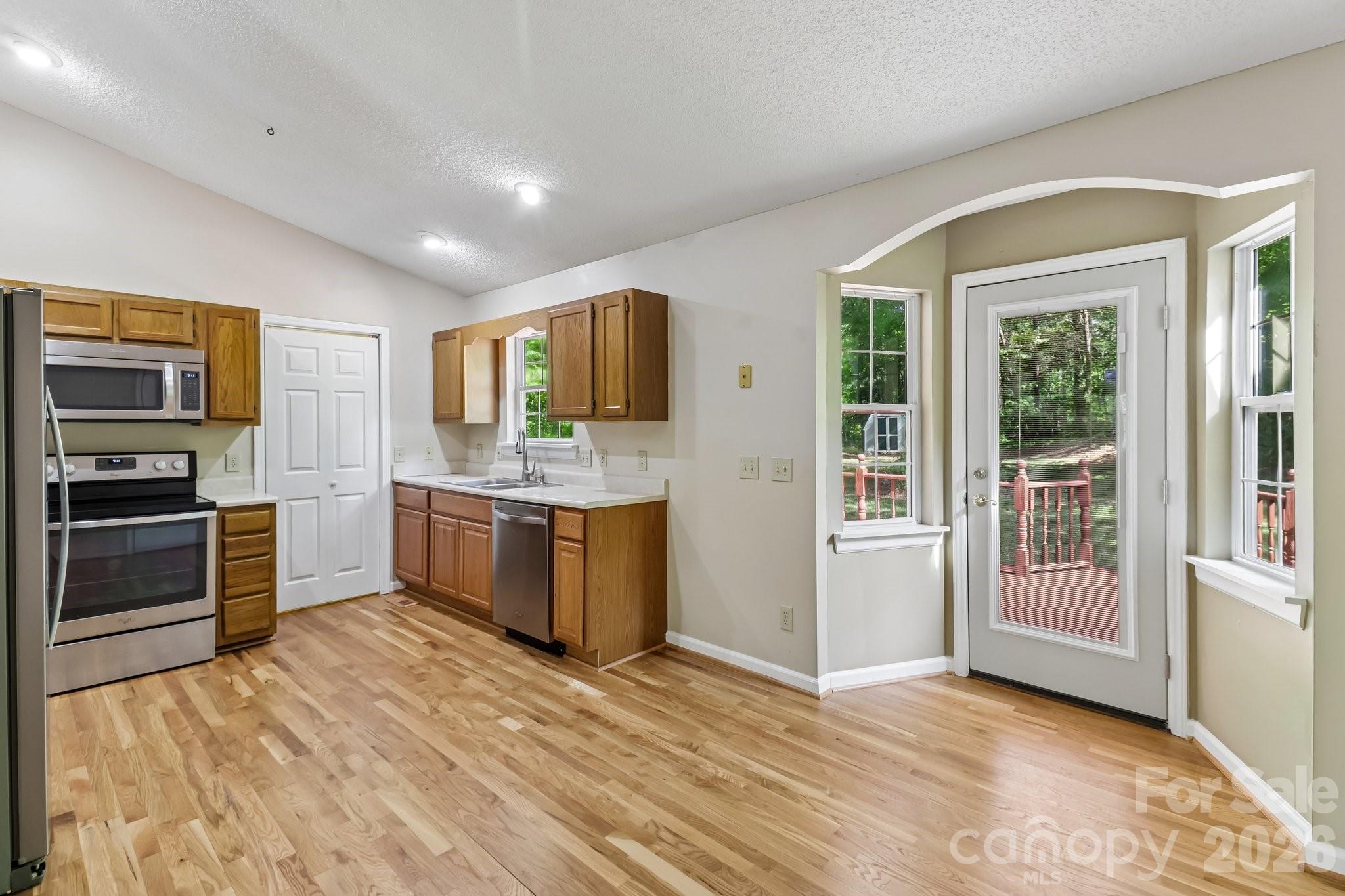 144 Mills Forest Lane — Mooresville