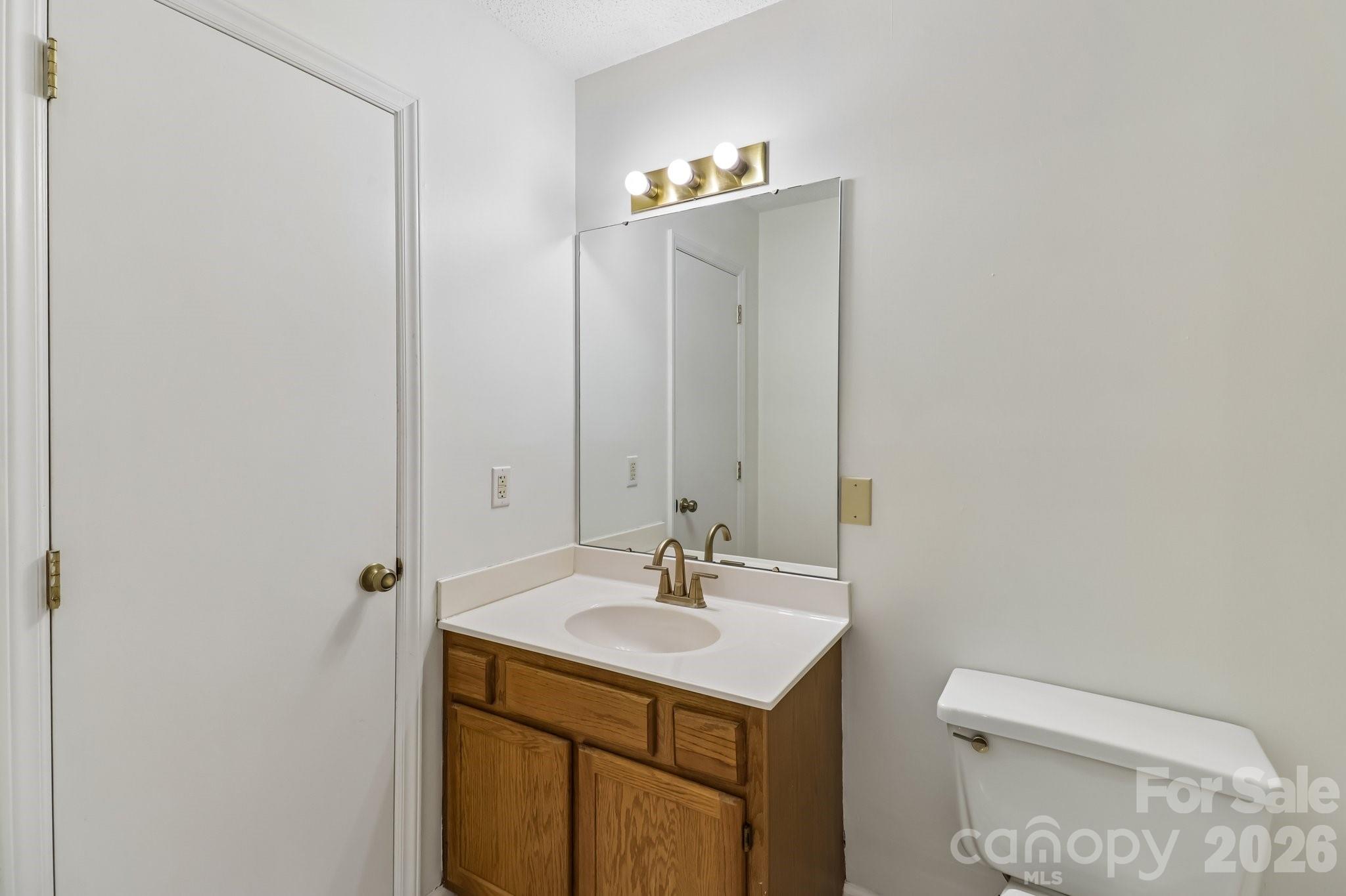 144 Mills Forest Lane — Mooresville