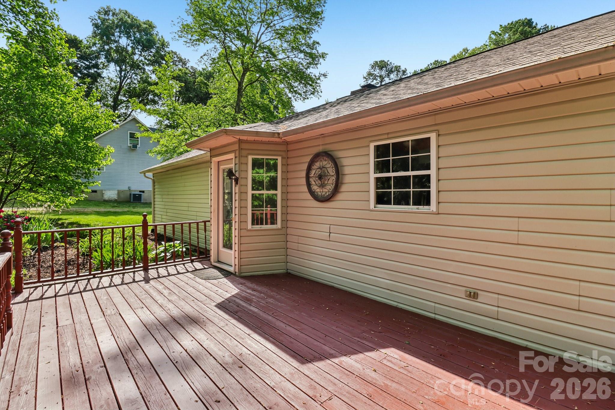 144 Mills Forest Lane — Mooresville