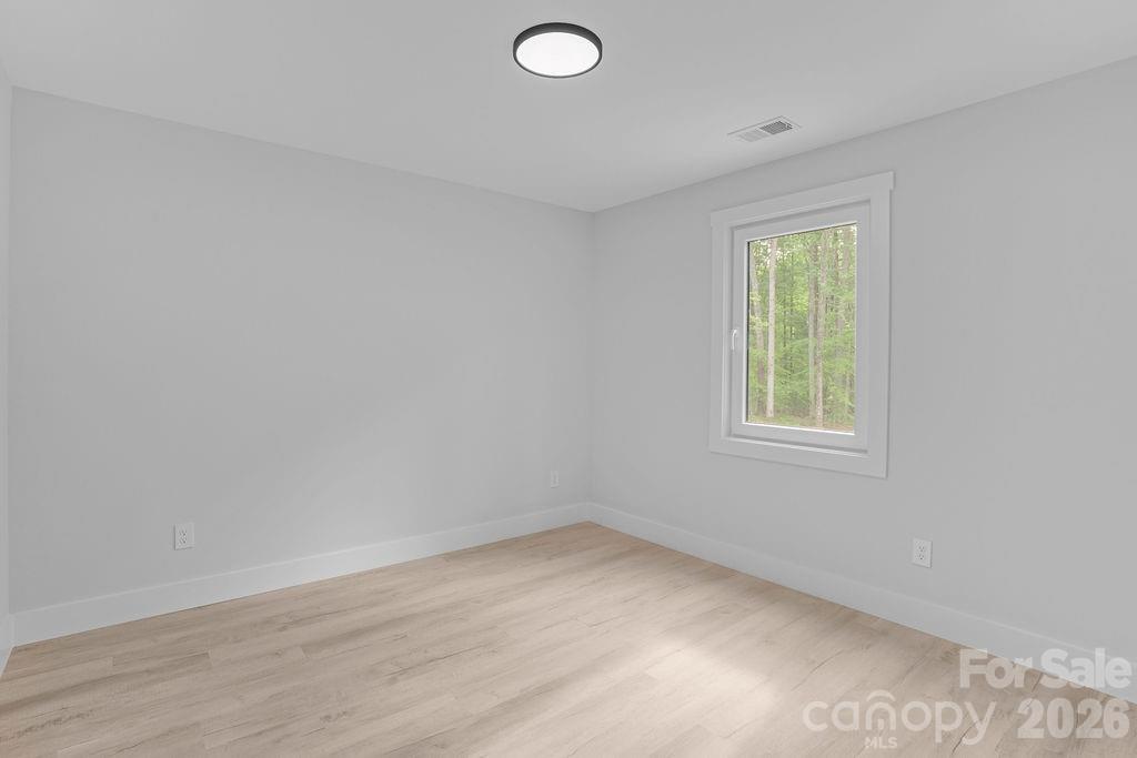 2424 Puetts Chapel Road — Bessemer City