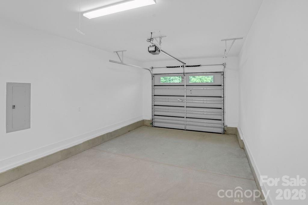2424 Puetts Chapel Road — Bessemer City