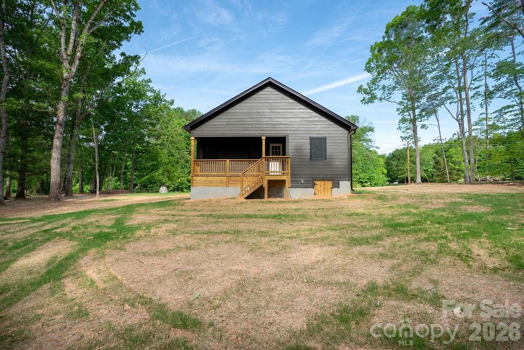 2424 Puetts Chapel Road — Bessemer City