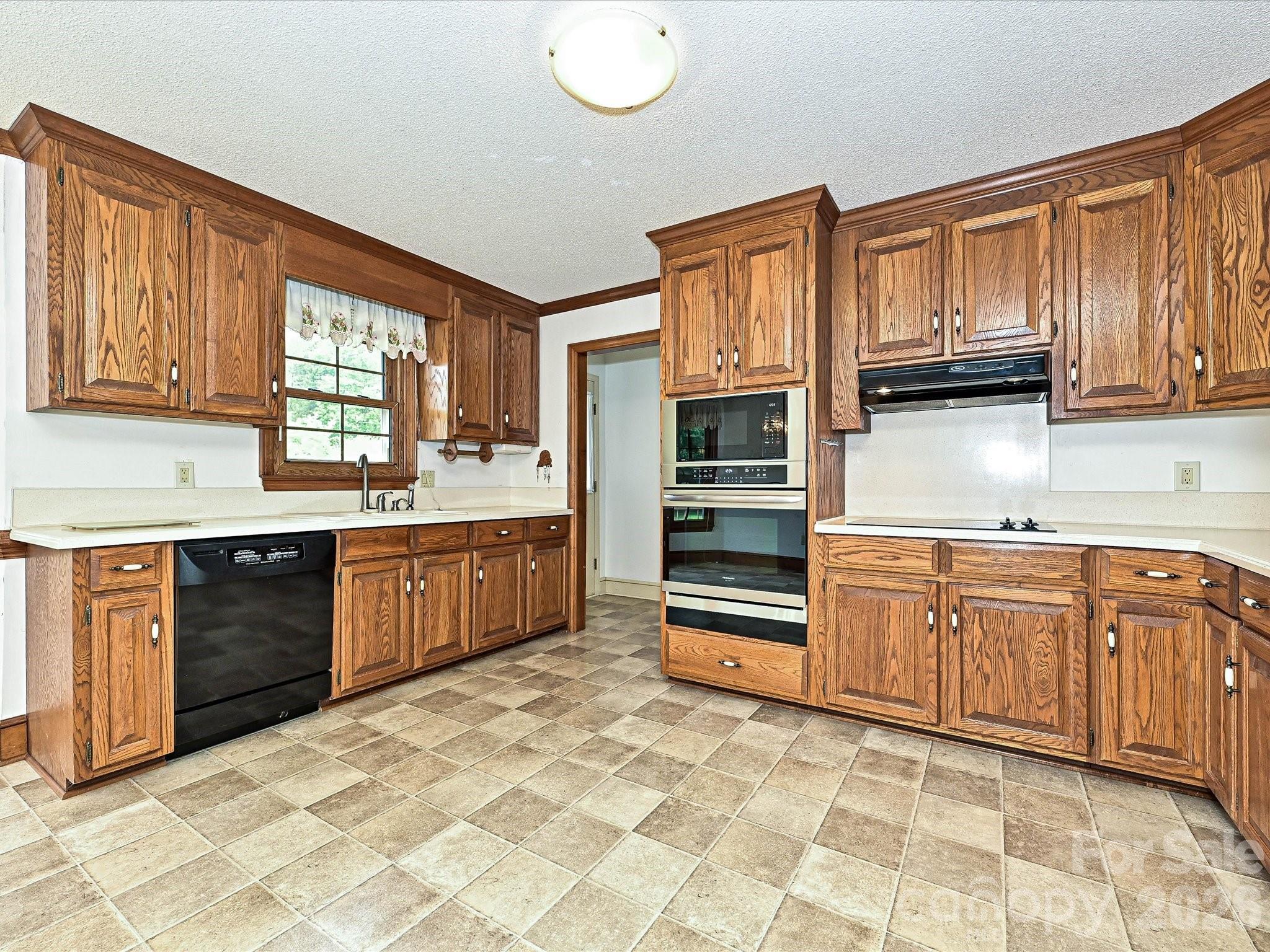 4165 Wrangler Drive SW — Concord