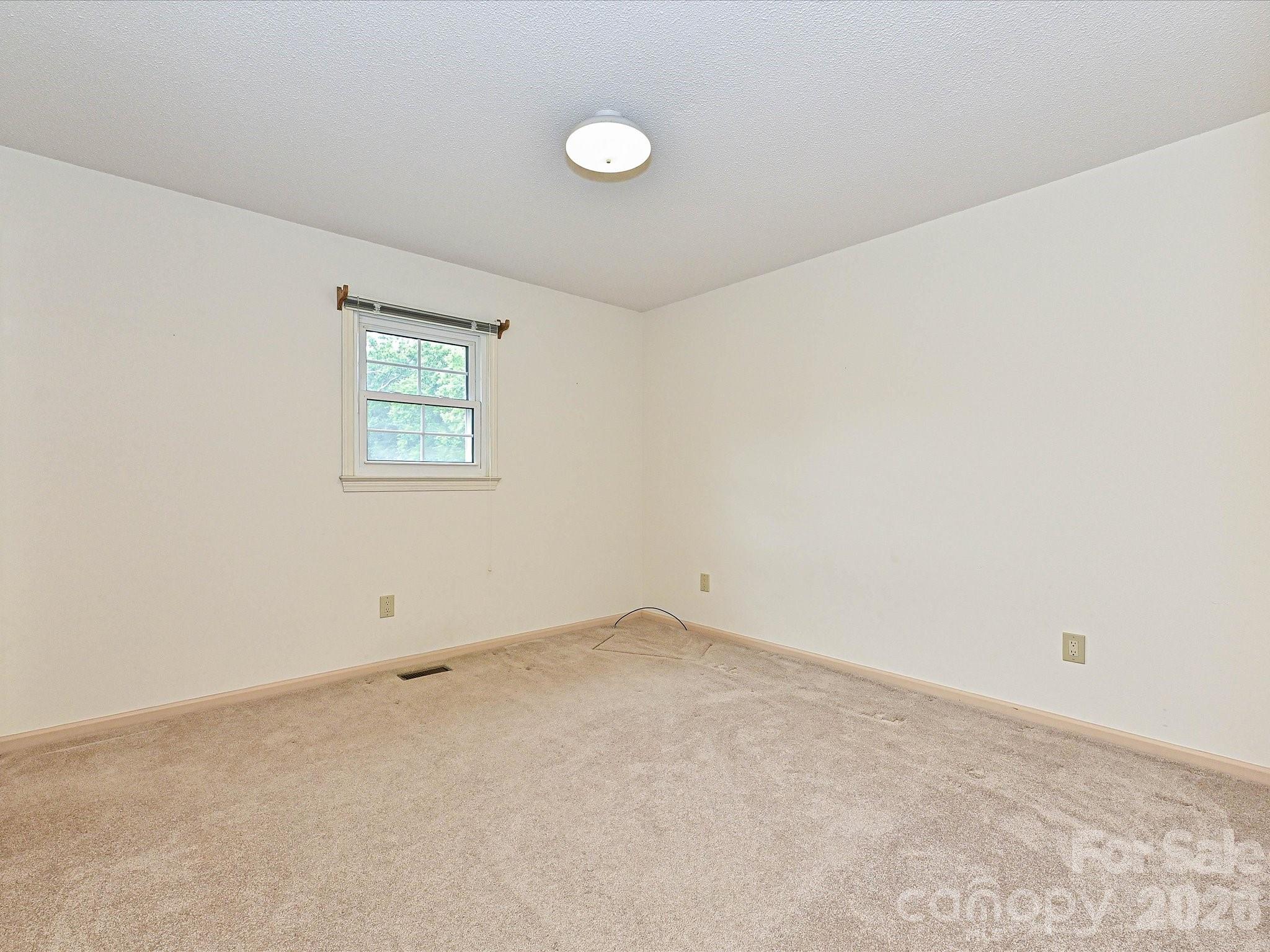 4165 Wrangler Drive SW — Concord