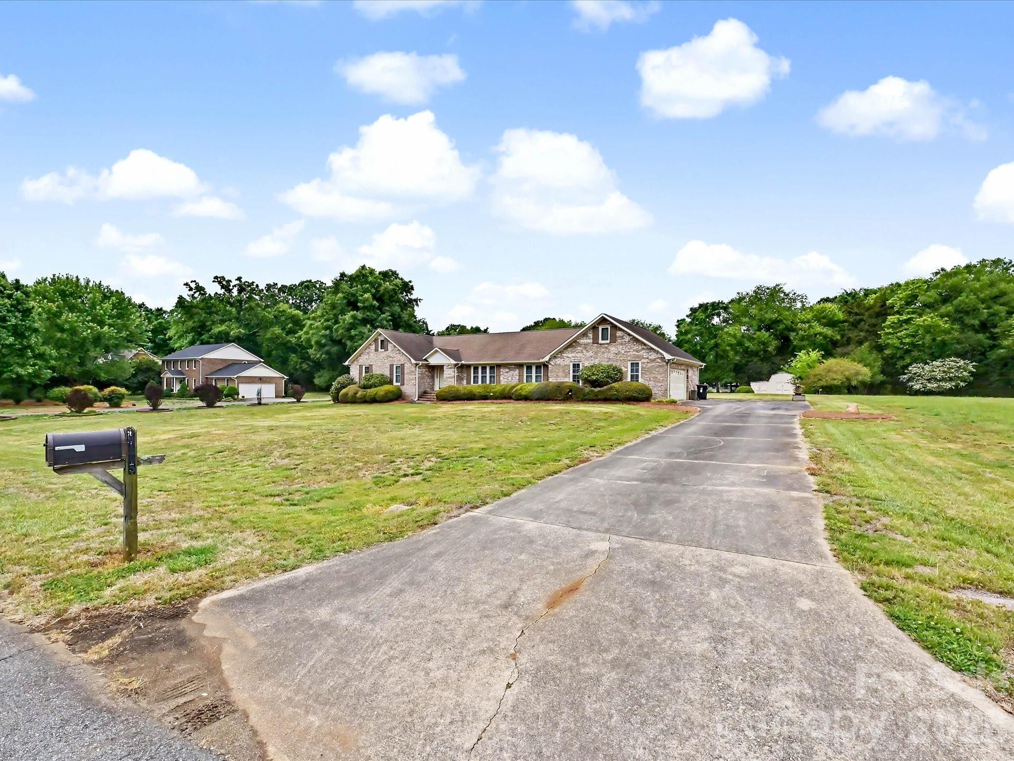 4165 Wrangler Drive SW — Concord
