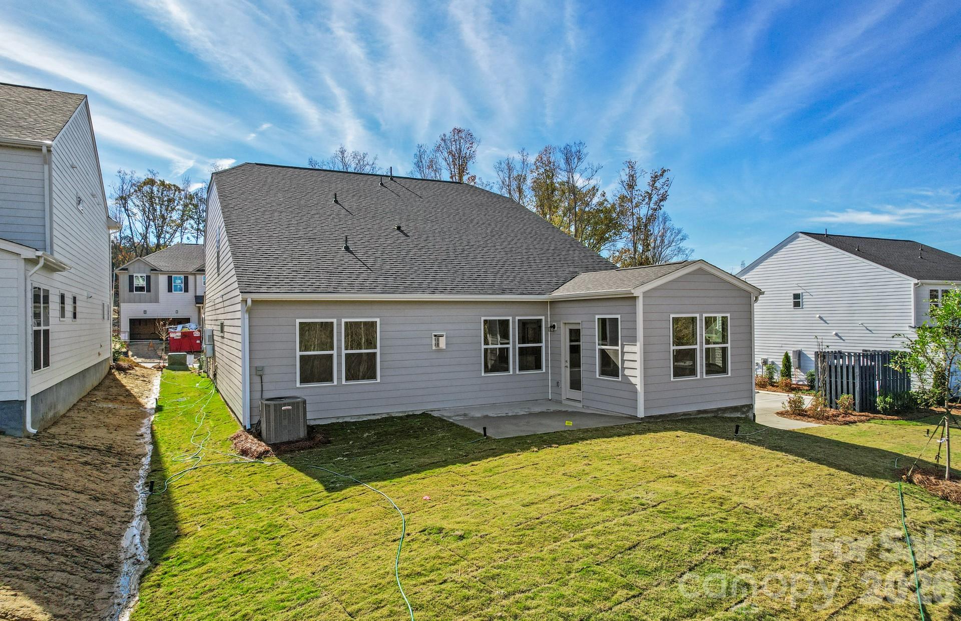 1614 Riverbend Avenue — Monroe