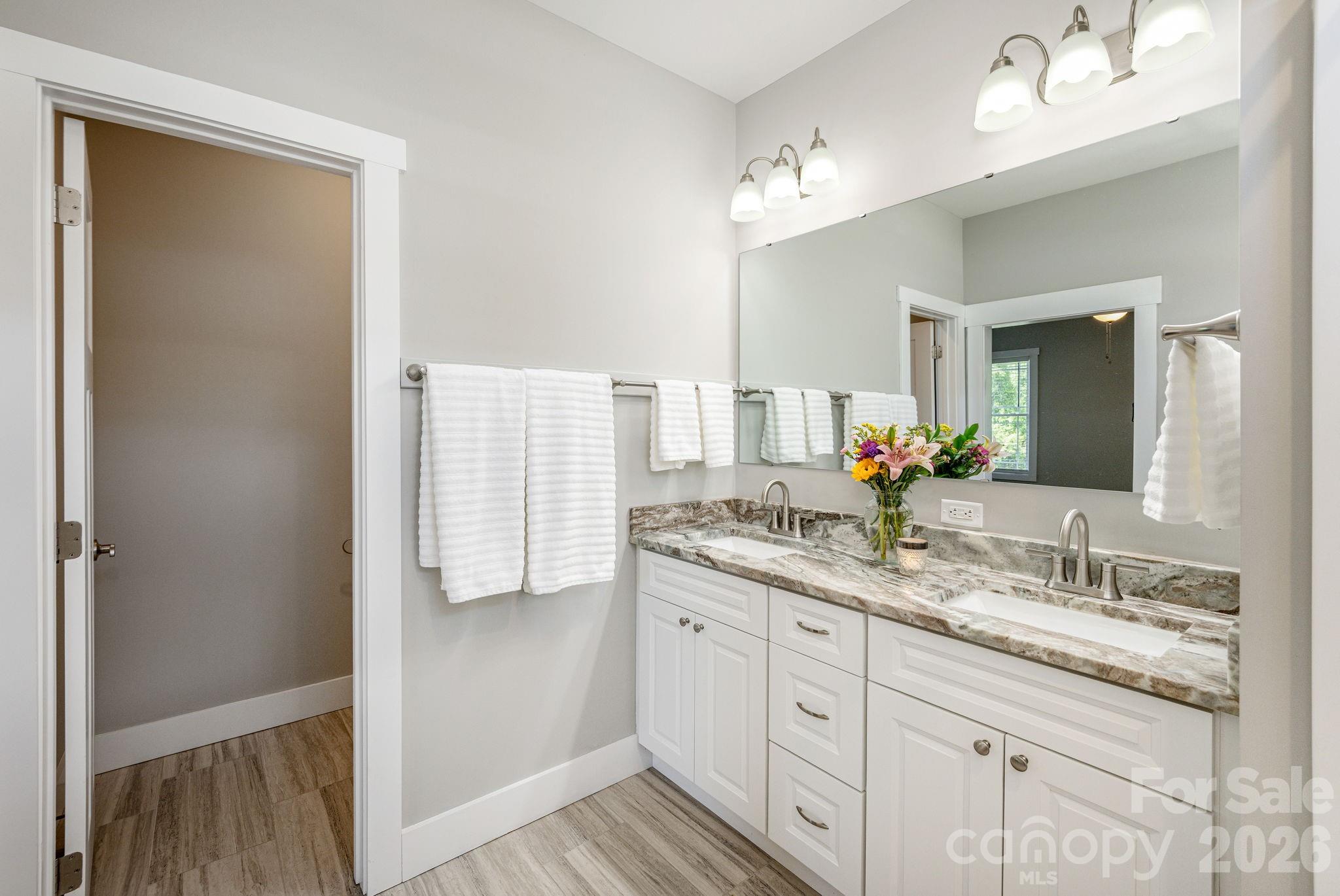 36 Windy Acres Knoll Drive — Hendersonville