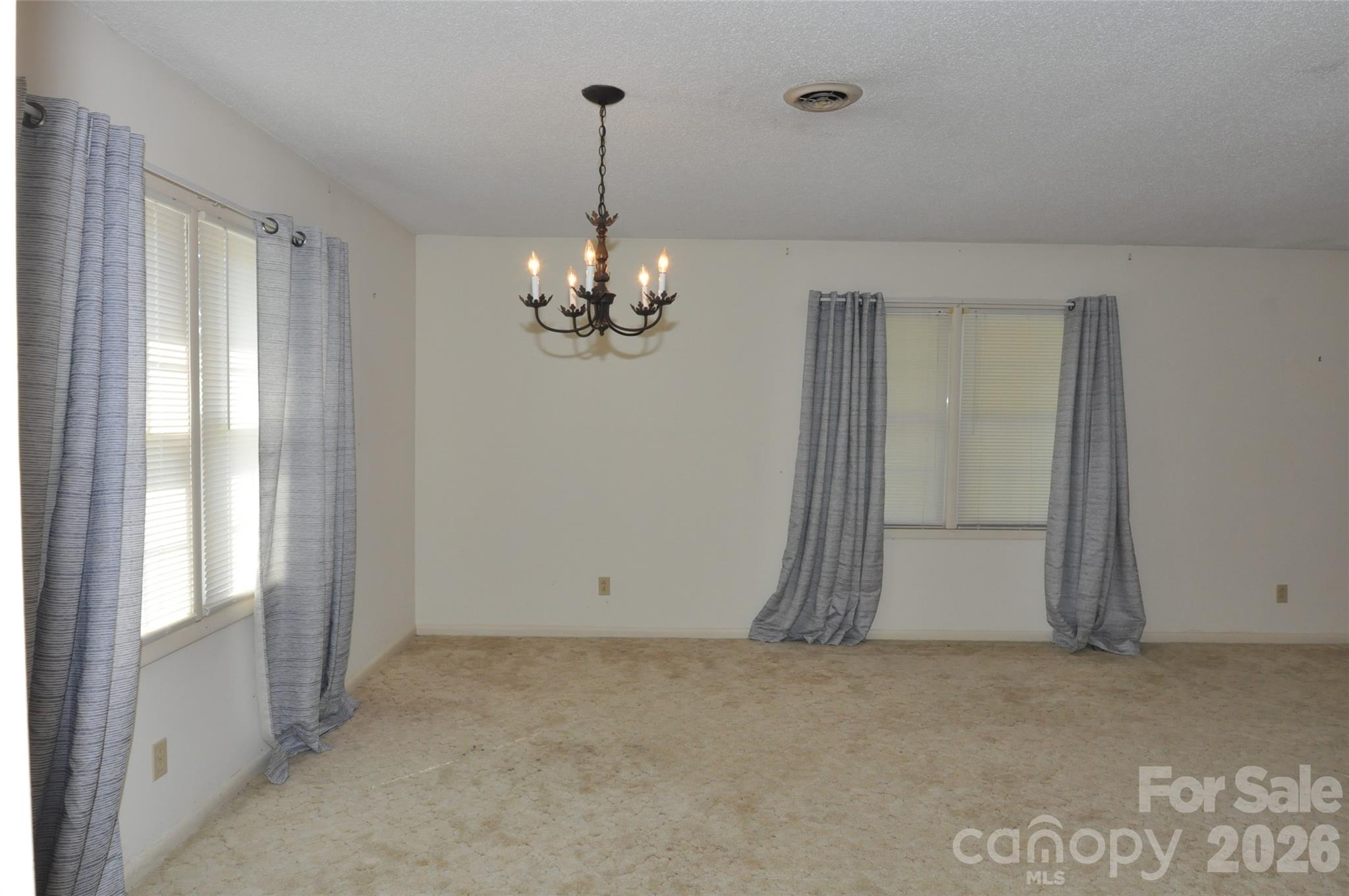 558 Sunrise Boulevard — Chester