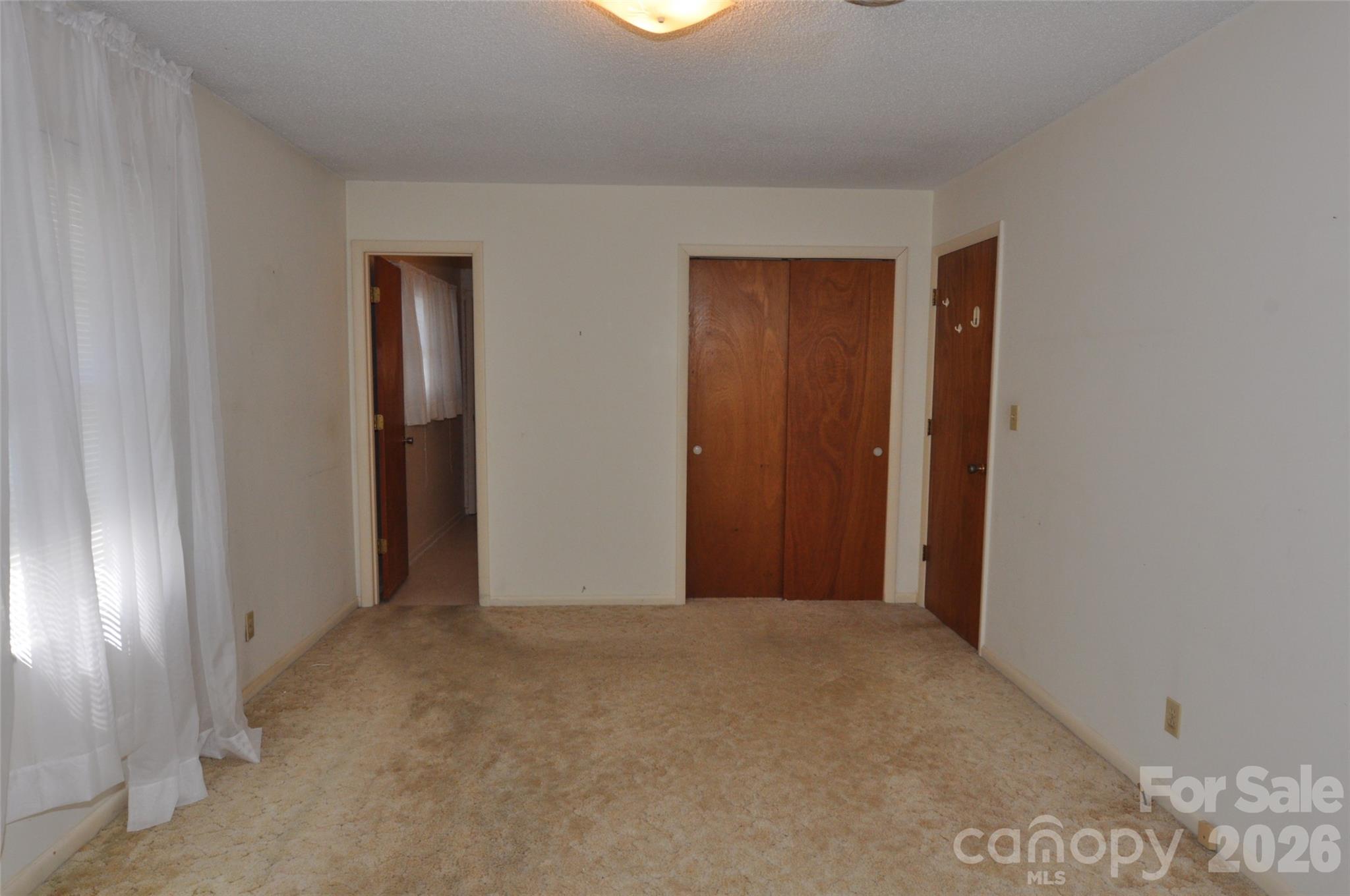 558 Sunrise Boulevard — Chester