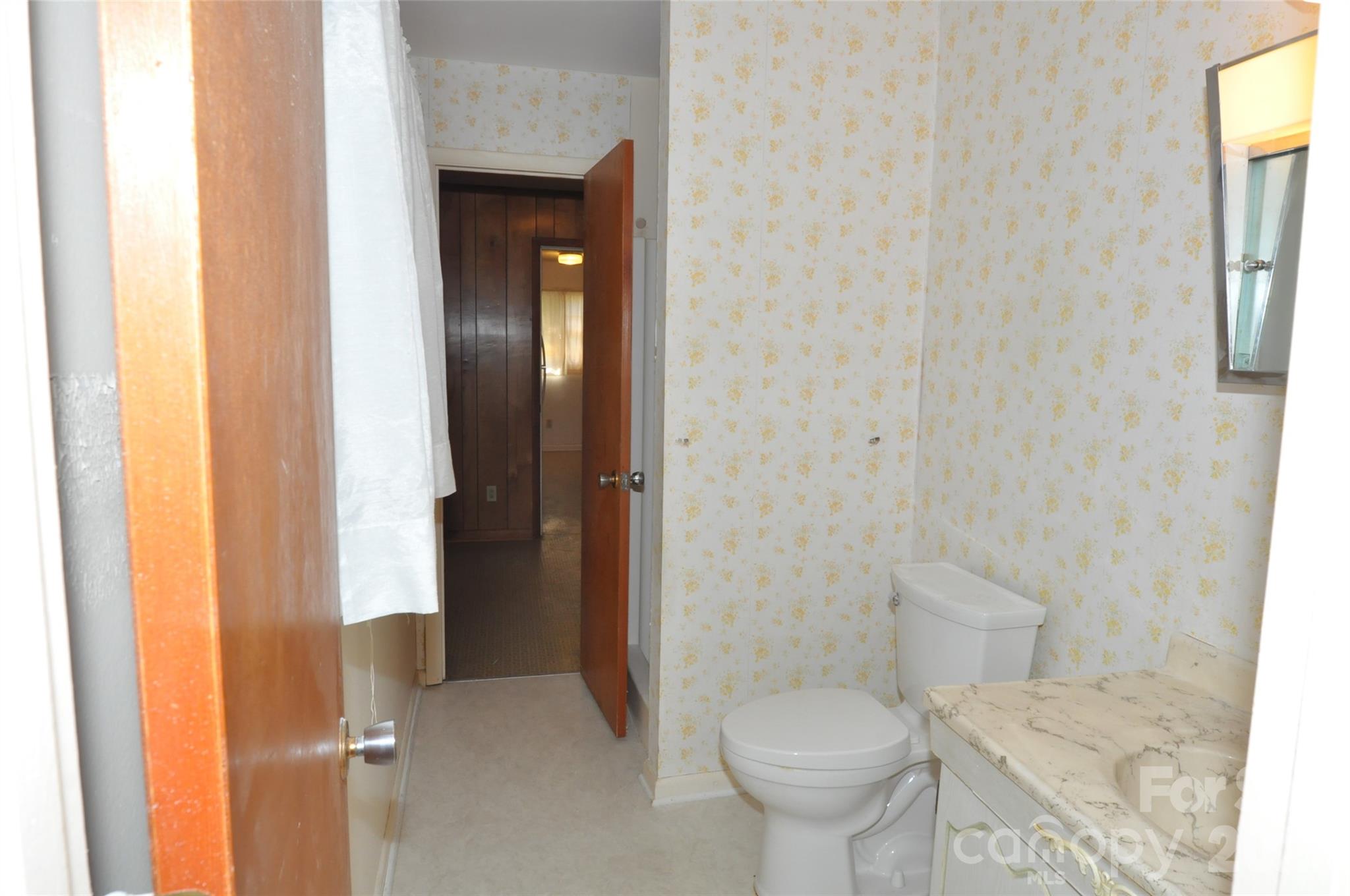 558 Sunrise Boulevard — Chester