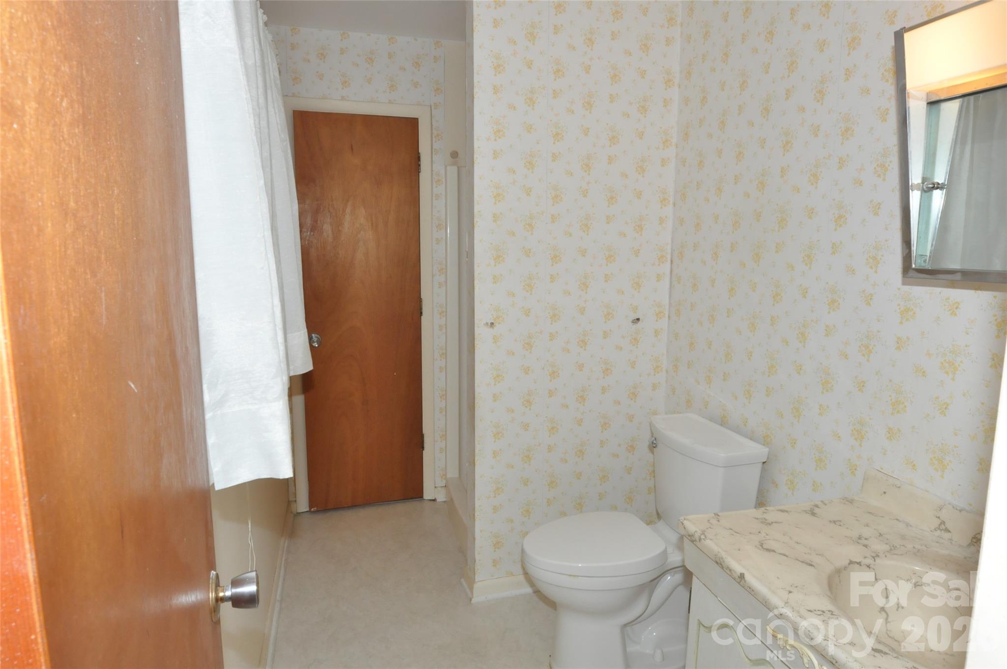 558 Sunrise Boulevard — Chester
