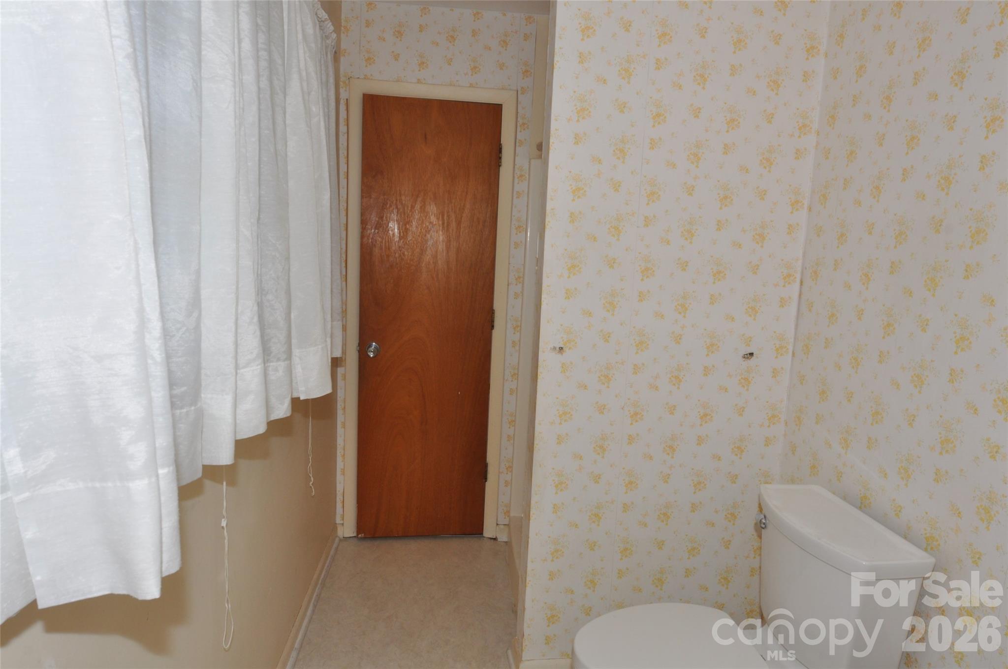 558 Sunrise Boulevard — Chester