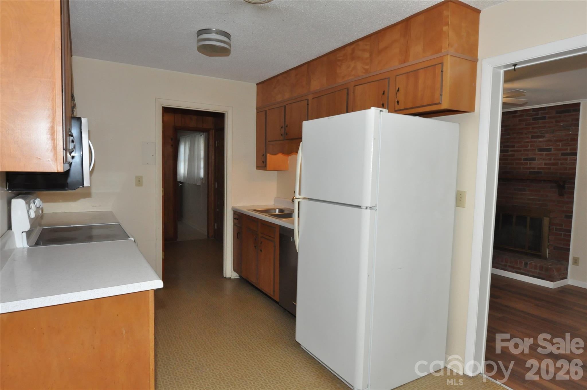 558 Sunrise Boulevard — Chester