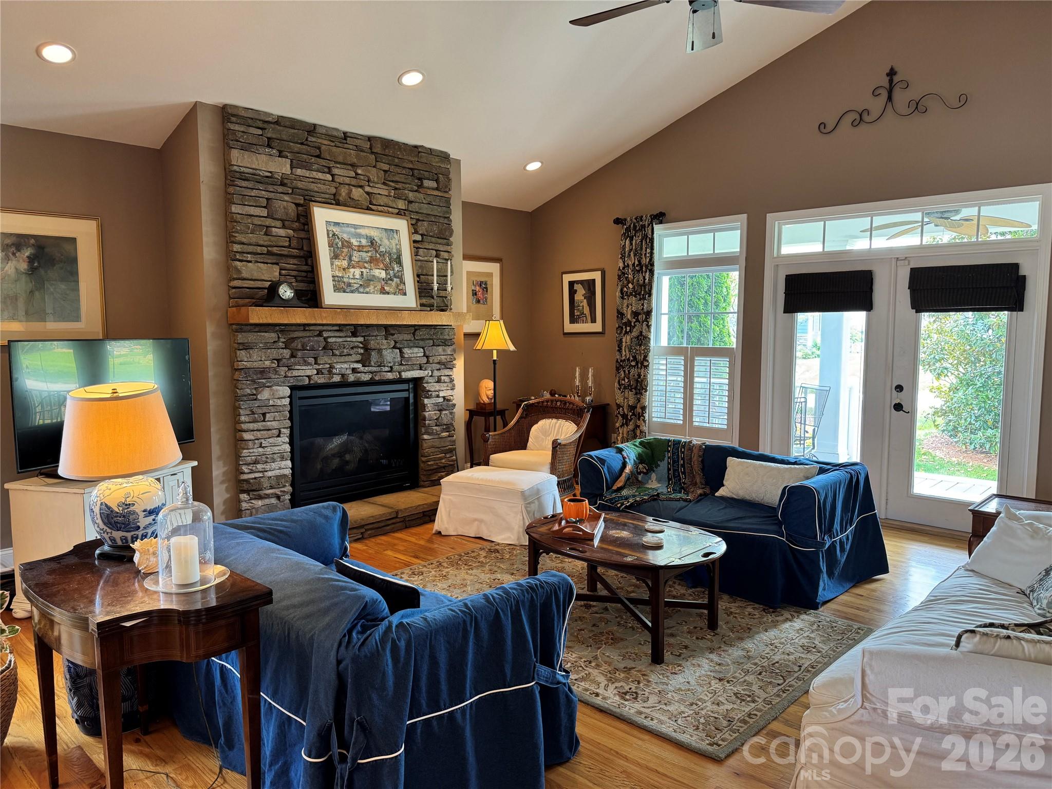 25 Copper Court — Hendersonville
