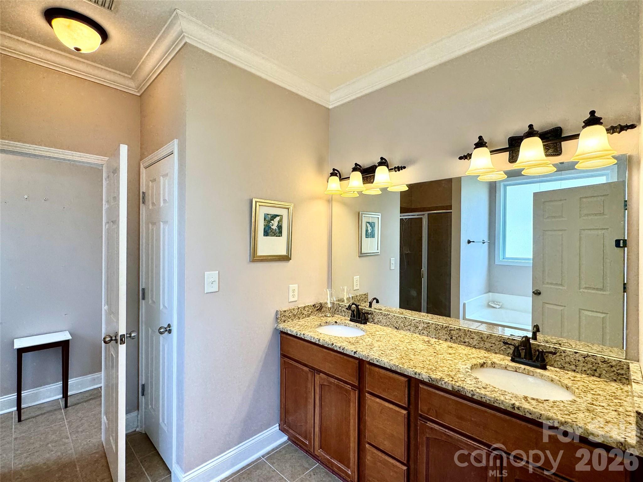 25 Copper Court — Hendersonville