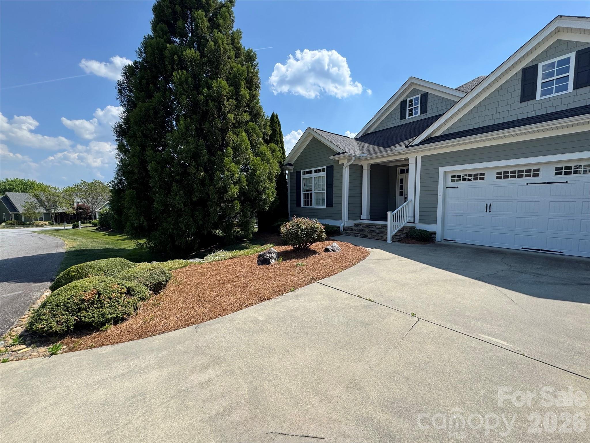 25 Copper Court — Hendersonville