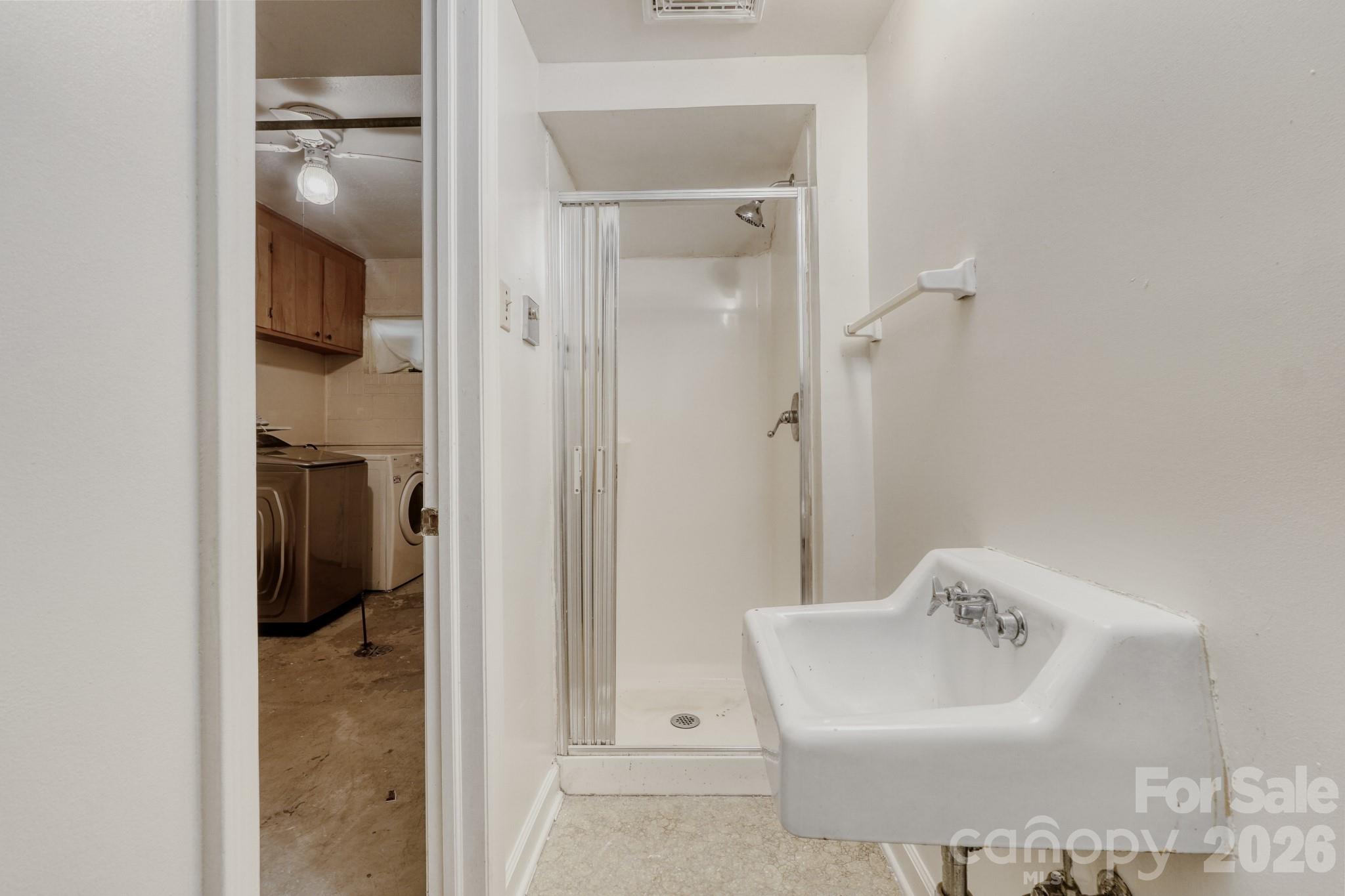 121 Edgerly Court — Charlotte