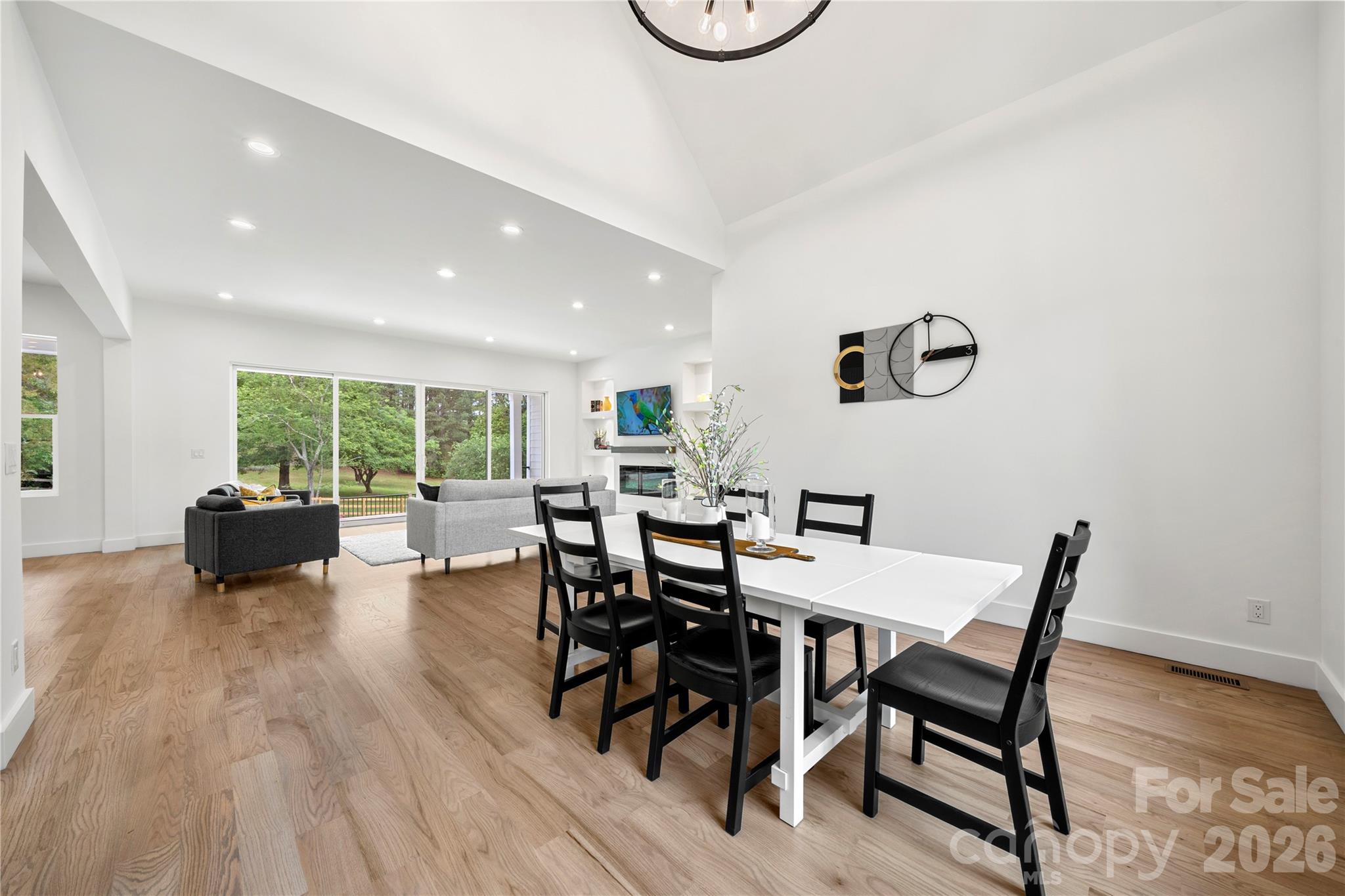 1213 Rosa Drive — Monroe