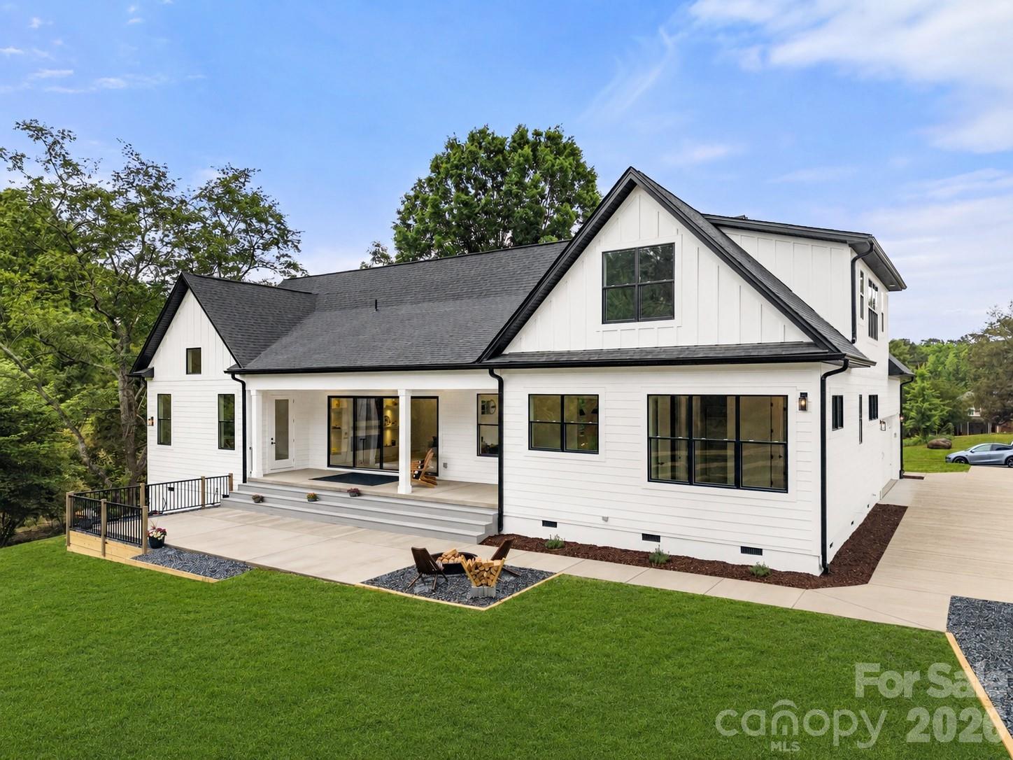 1213 Rosa Drive — Monroe