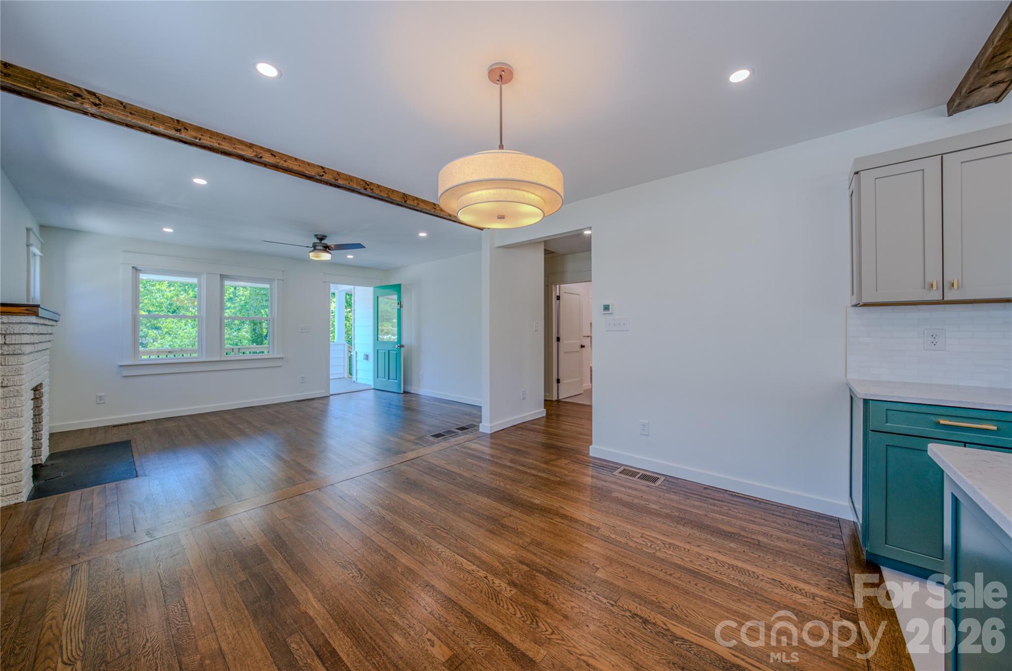 26 Henrietta Street — Asheville