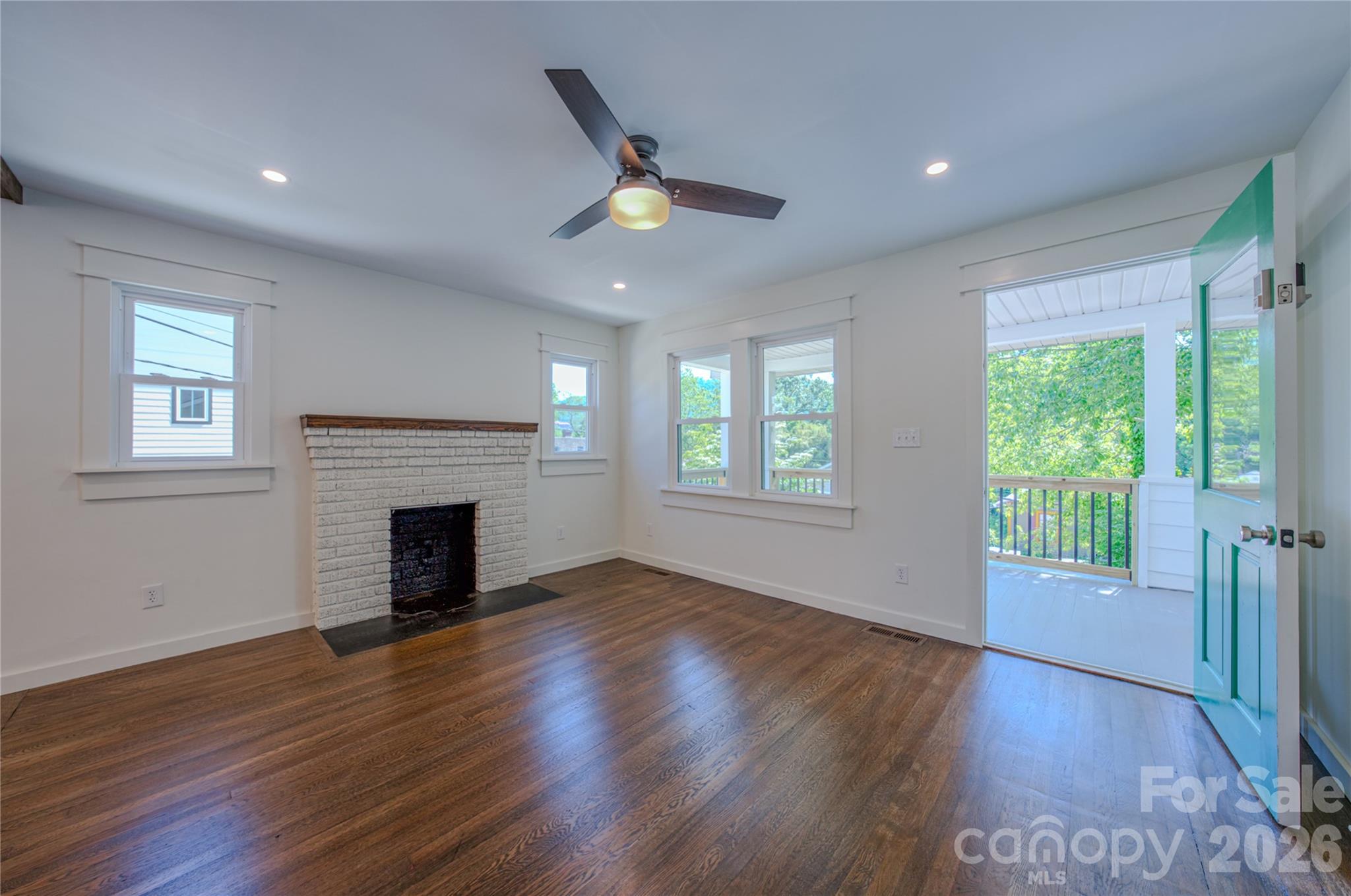 26 Henrietta Street — Asheville