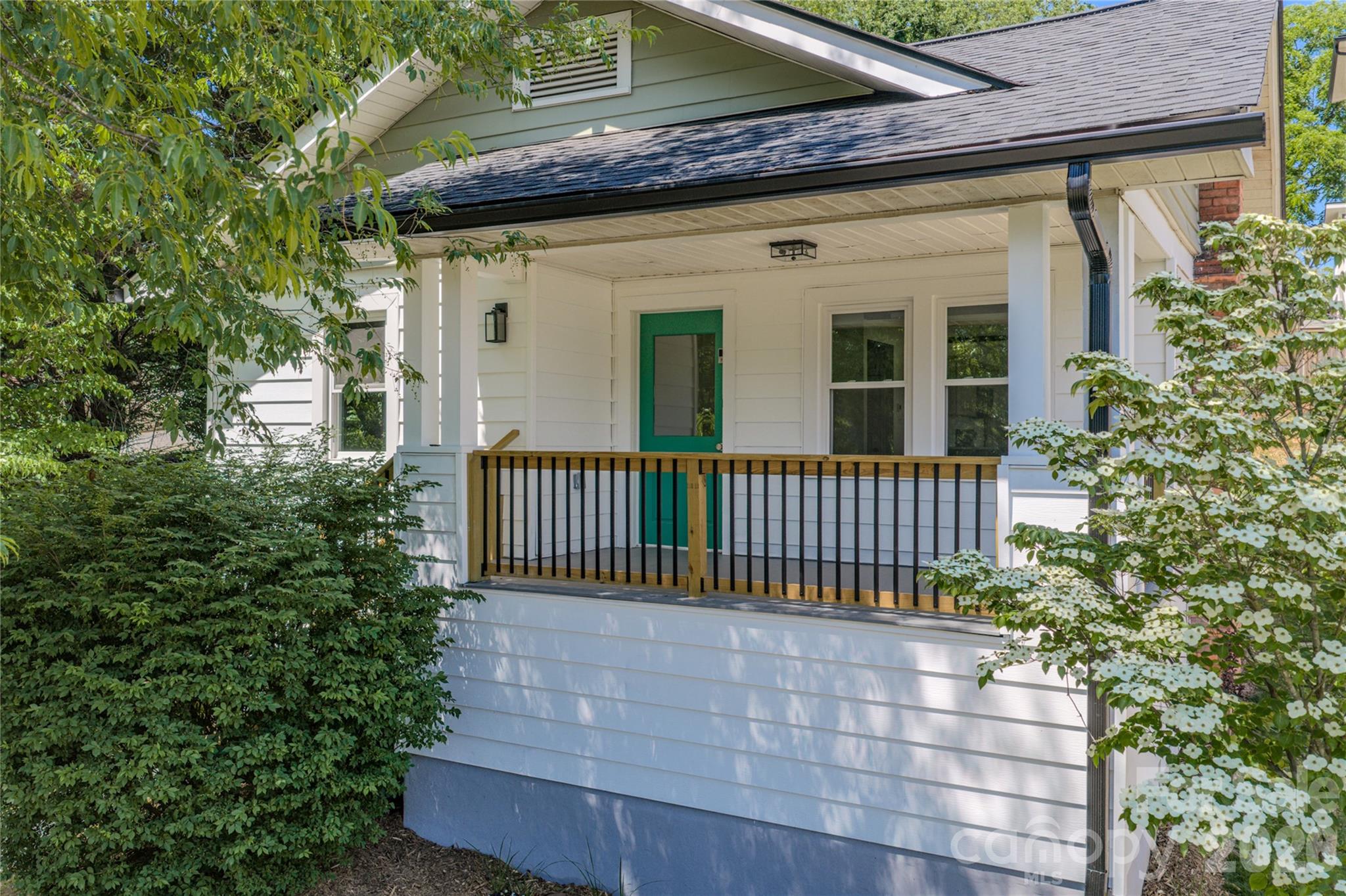26 Henrietta Street — Asheville