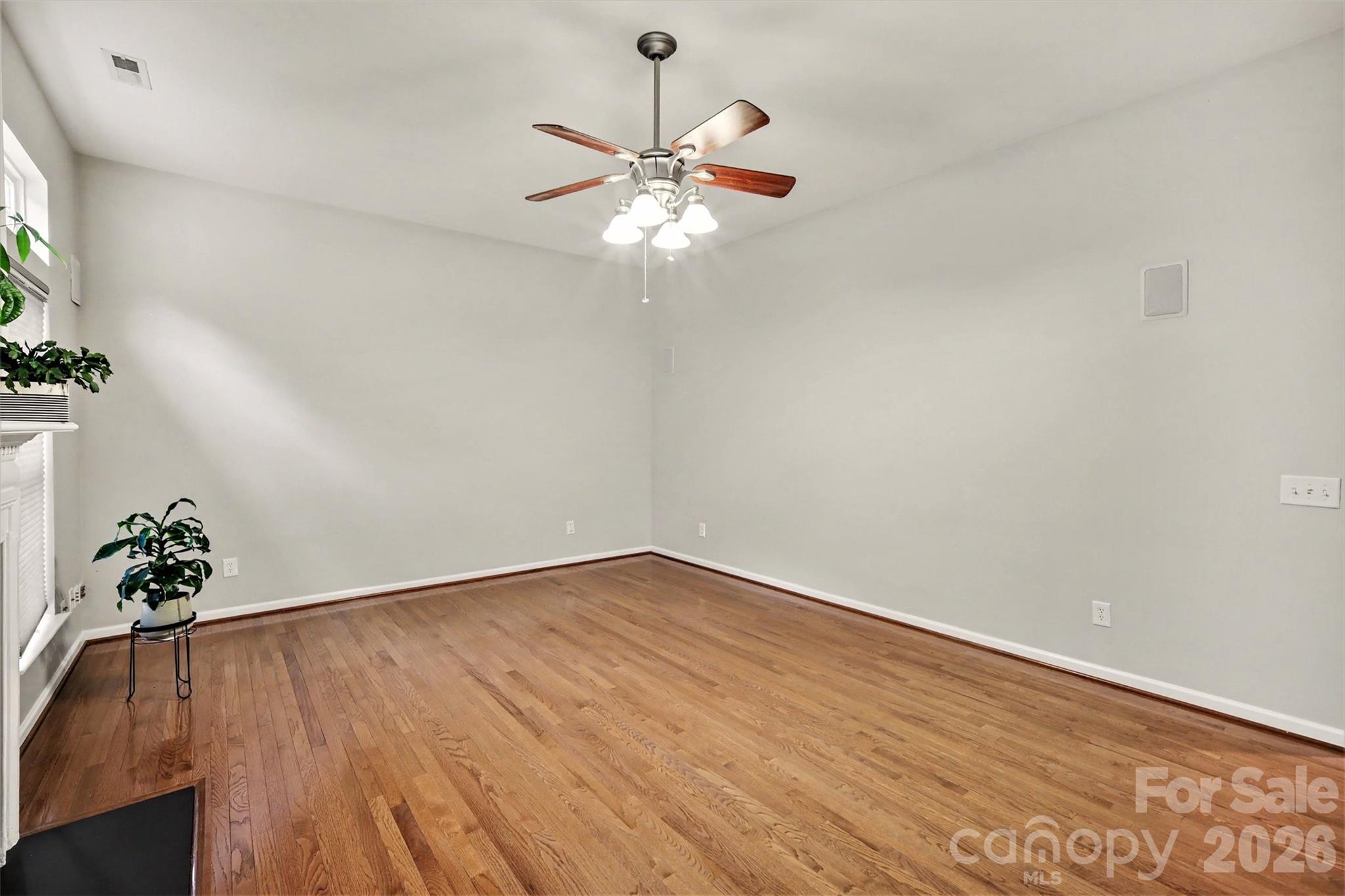 2172 Southridge Drive — Belmont