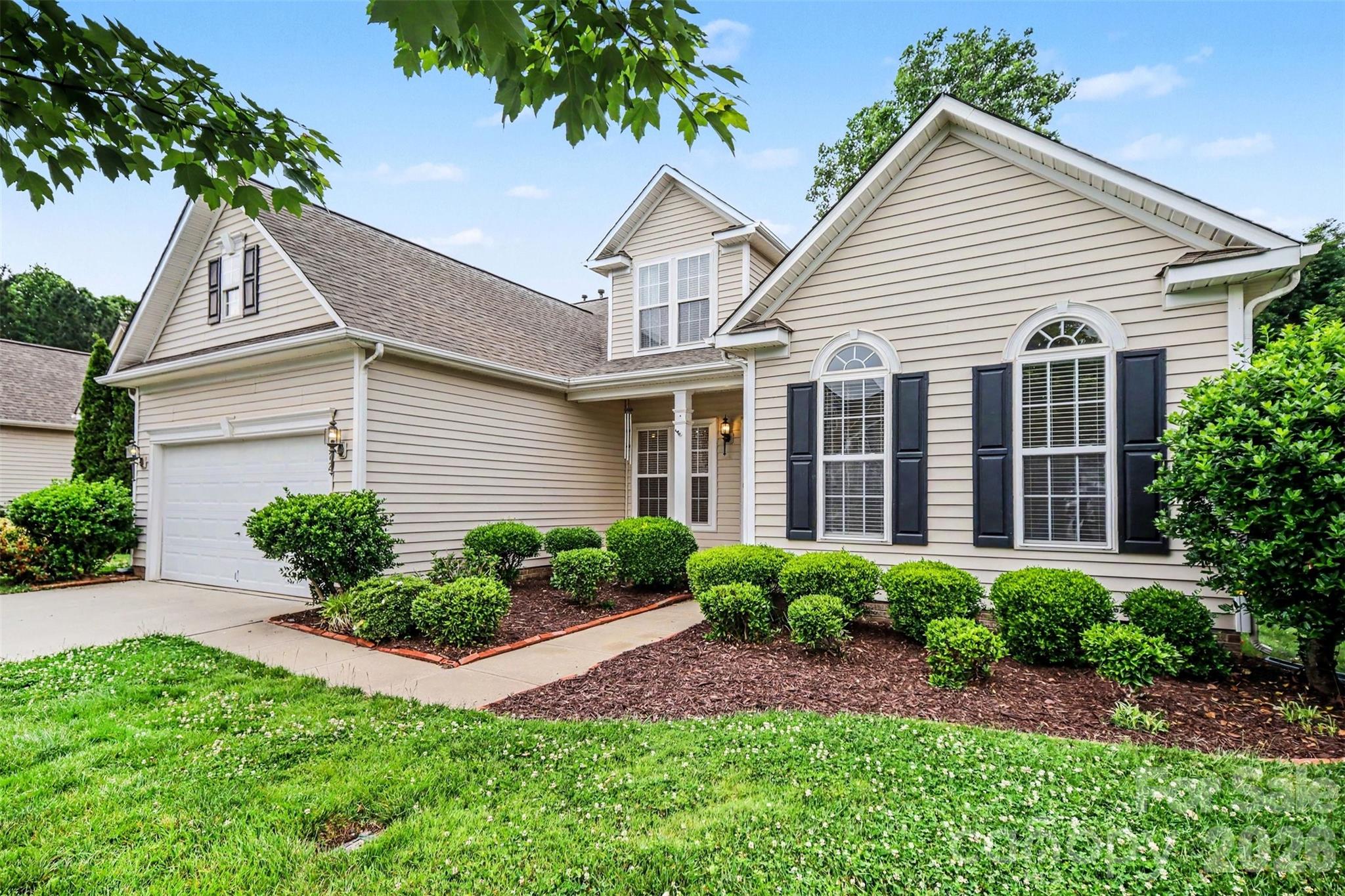 2172 Southridge Drive — Belmont