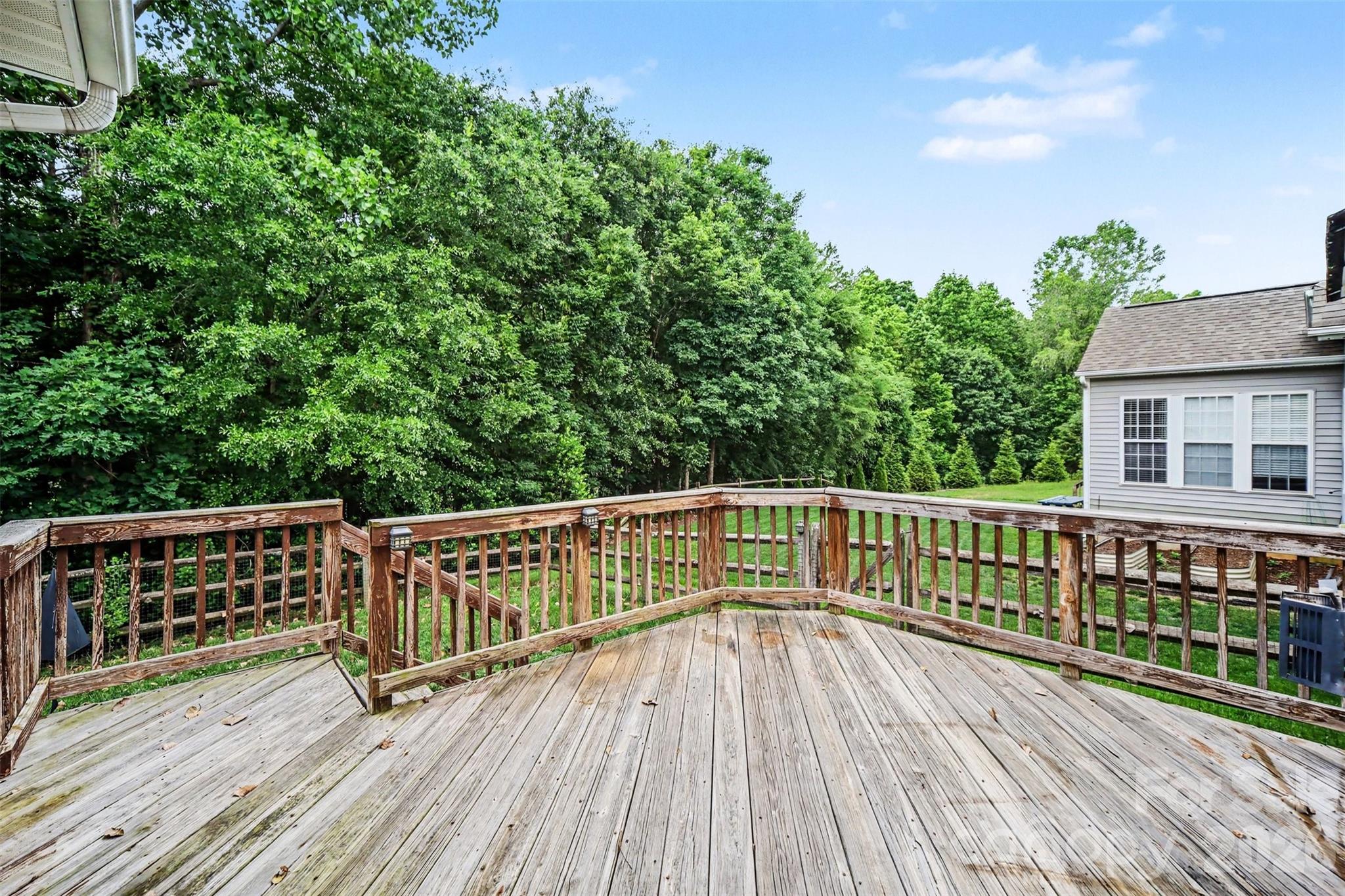 2172 Southridge Drive — Belmont