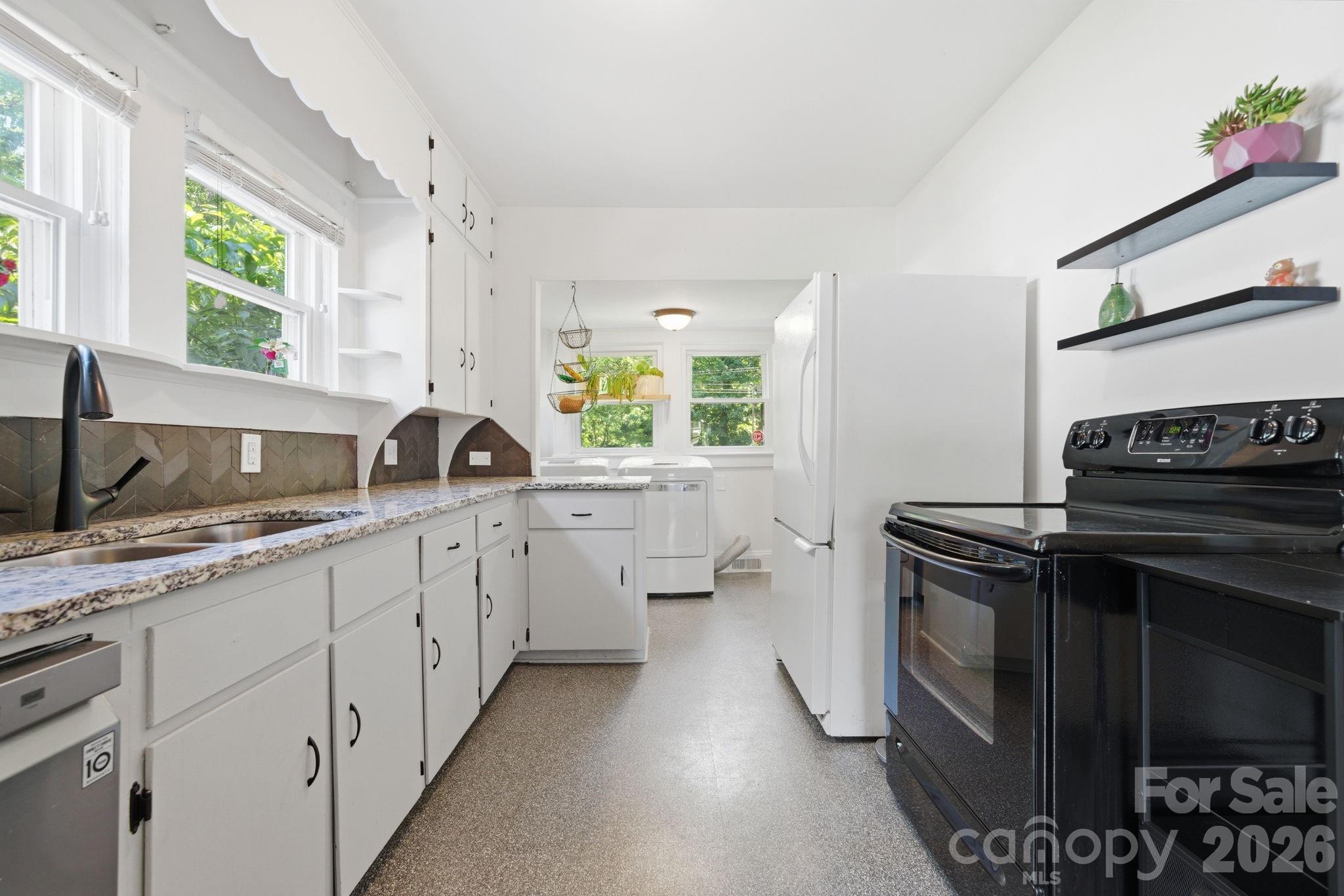 7131 Dorn Circle — Charlotte