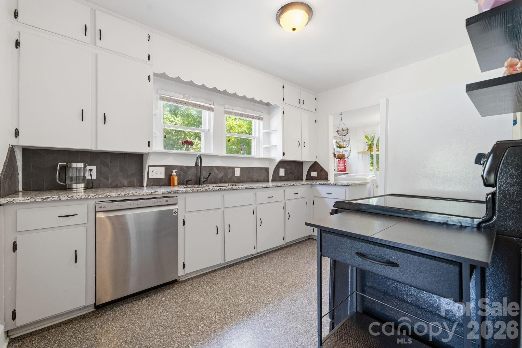 7131 Dorn Circle — Charlotte
