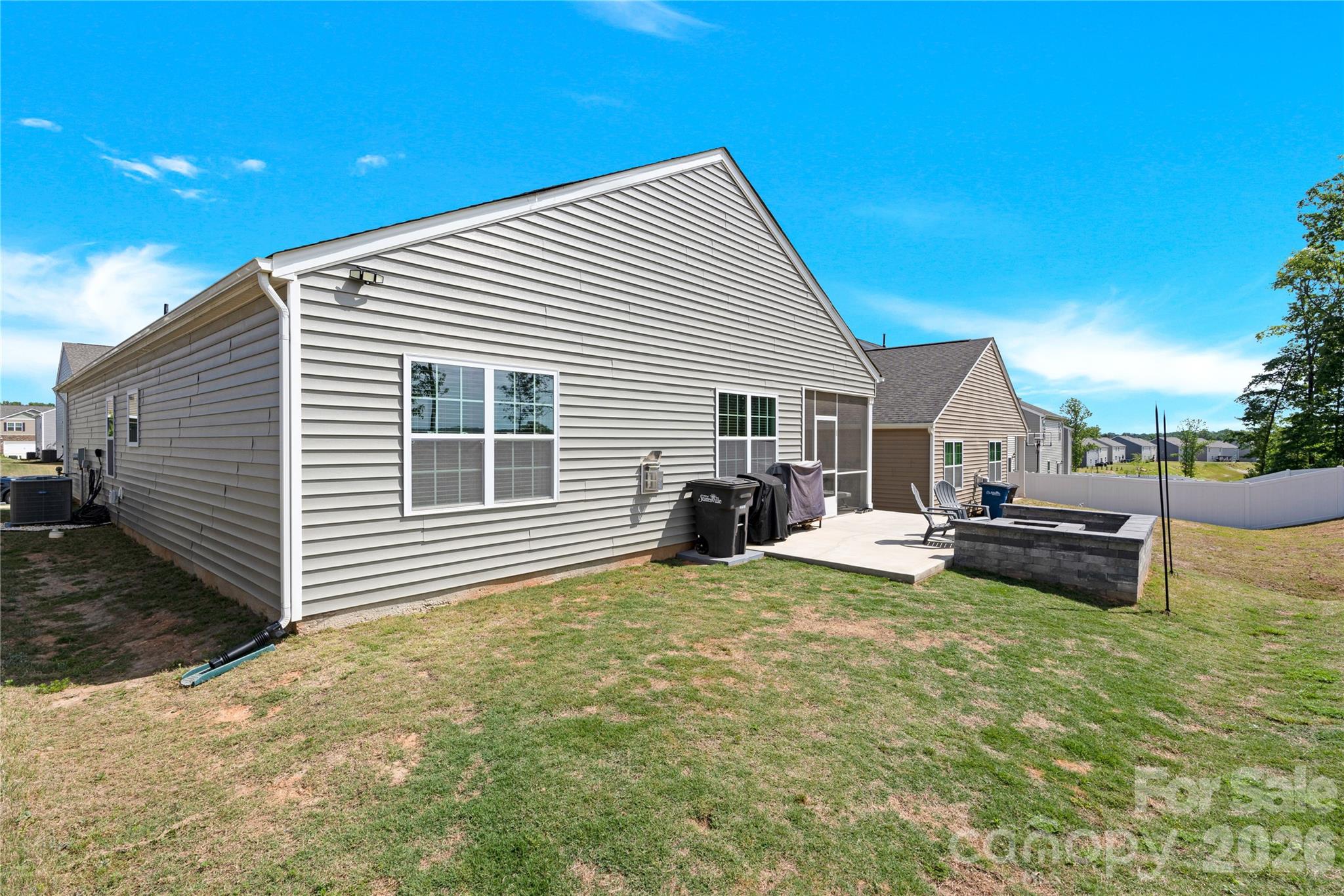 154 Old Home Road — Statesville
