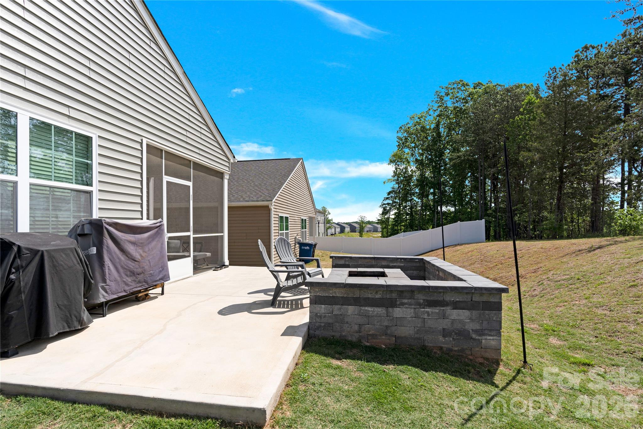 154 Old Home Road — Statesville