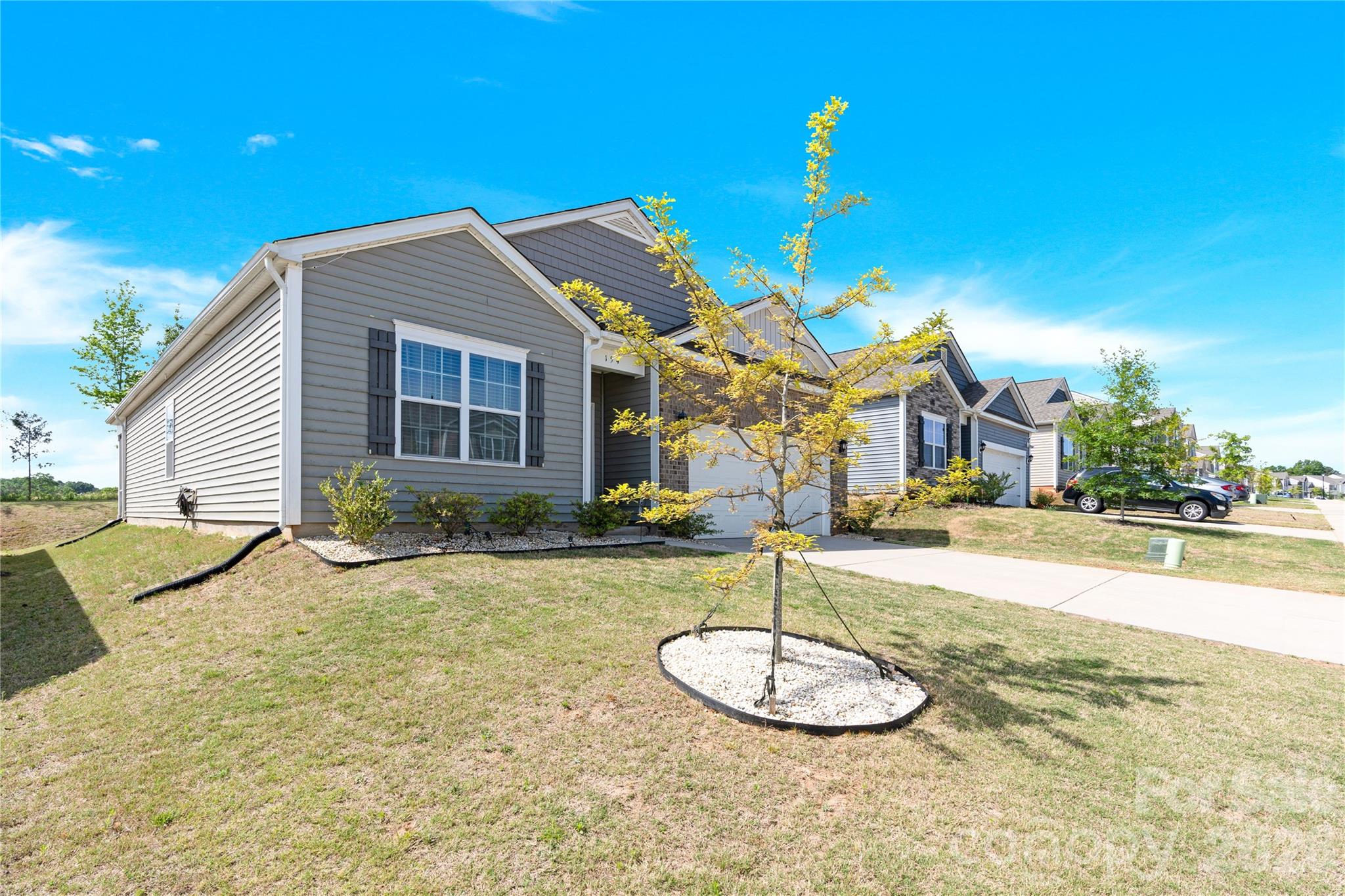 154 Old Home Road — Statesville