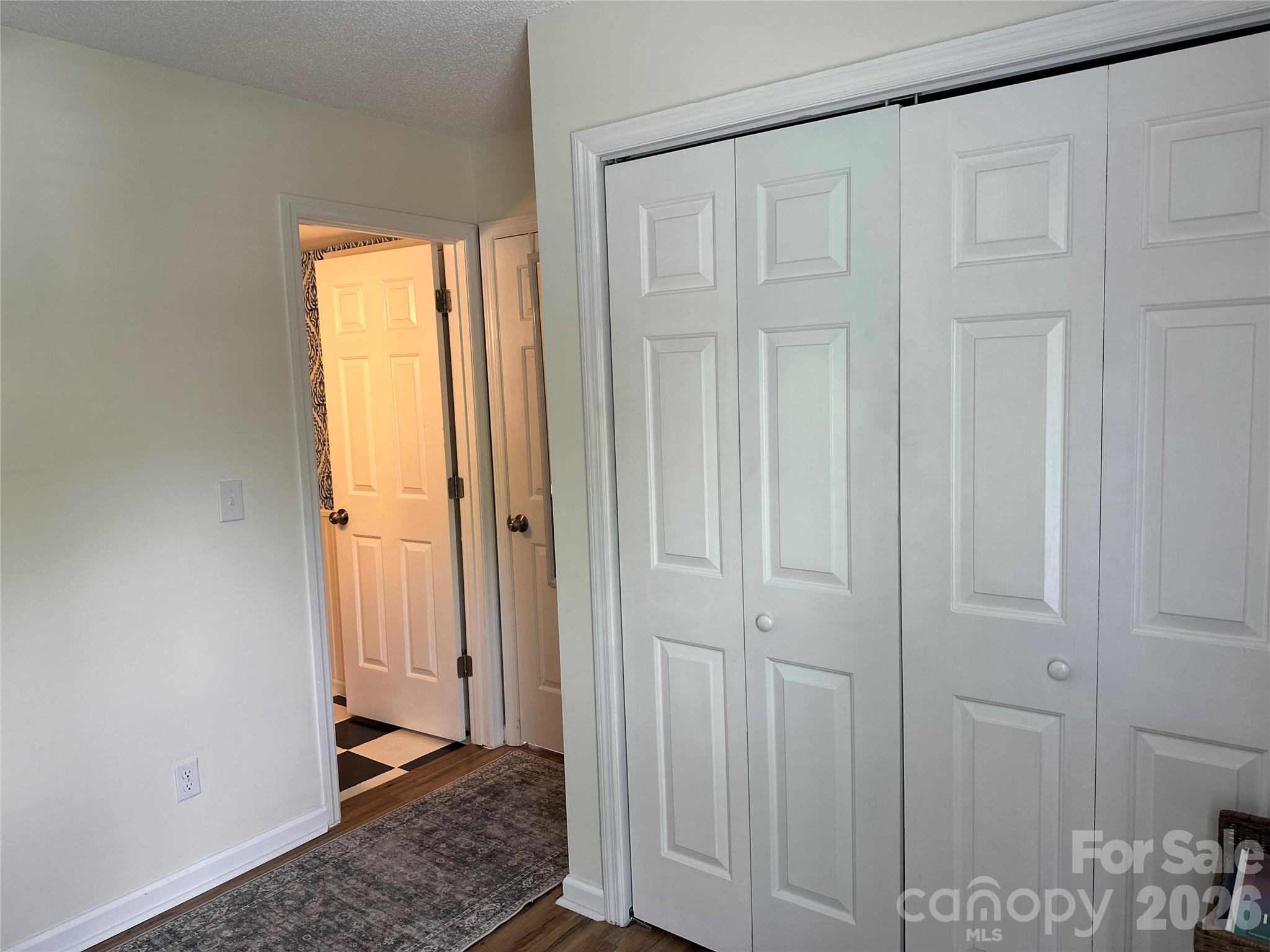 26 Sleepy Hollow Lane — Swannanoa