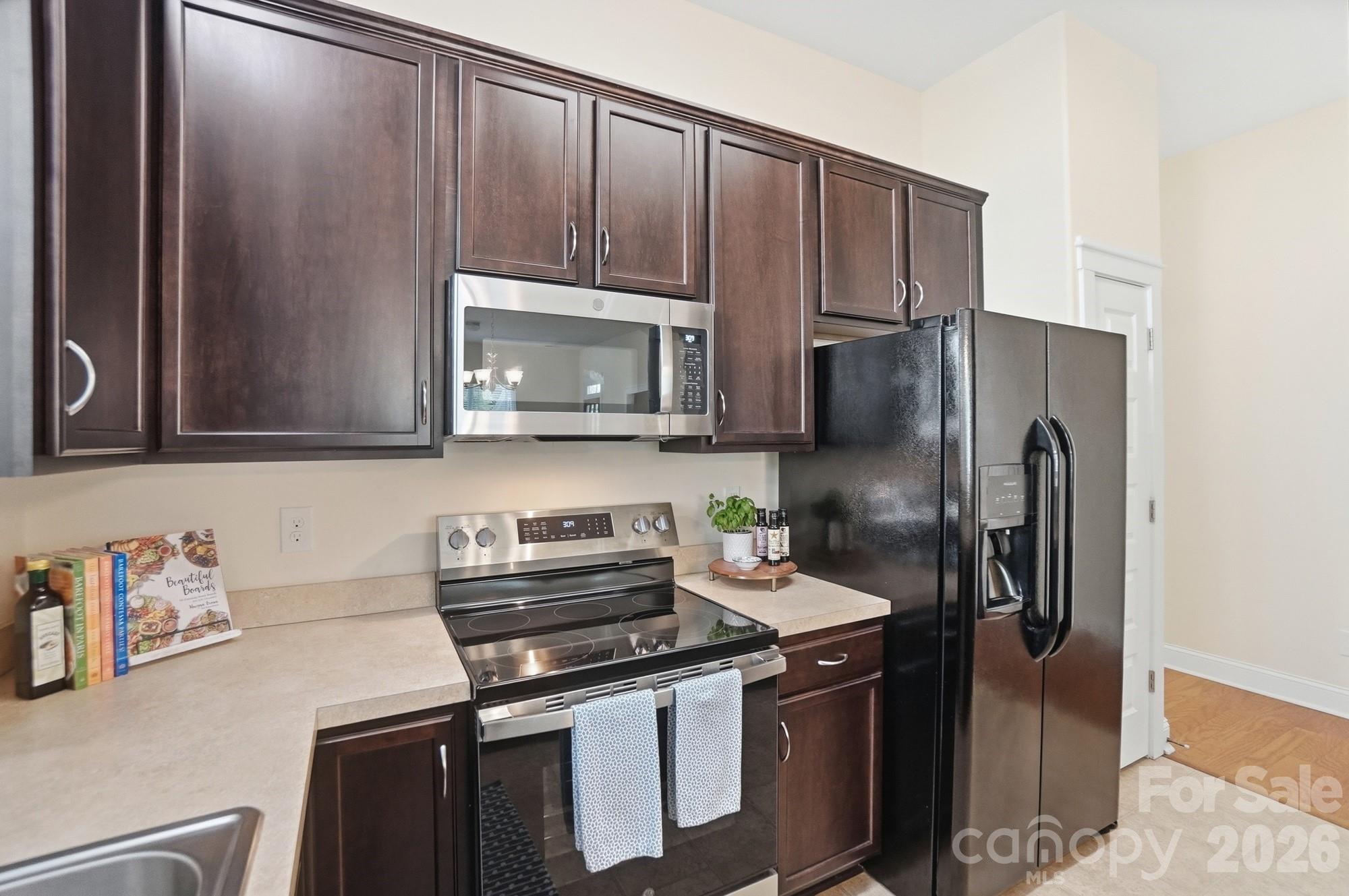 5936 Whitehawk Hill Road — Mint Hill