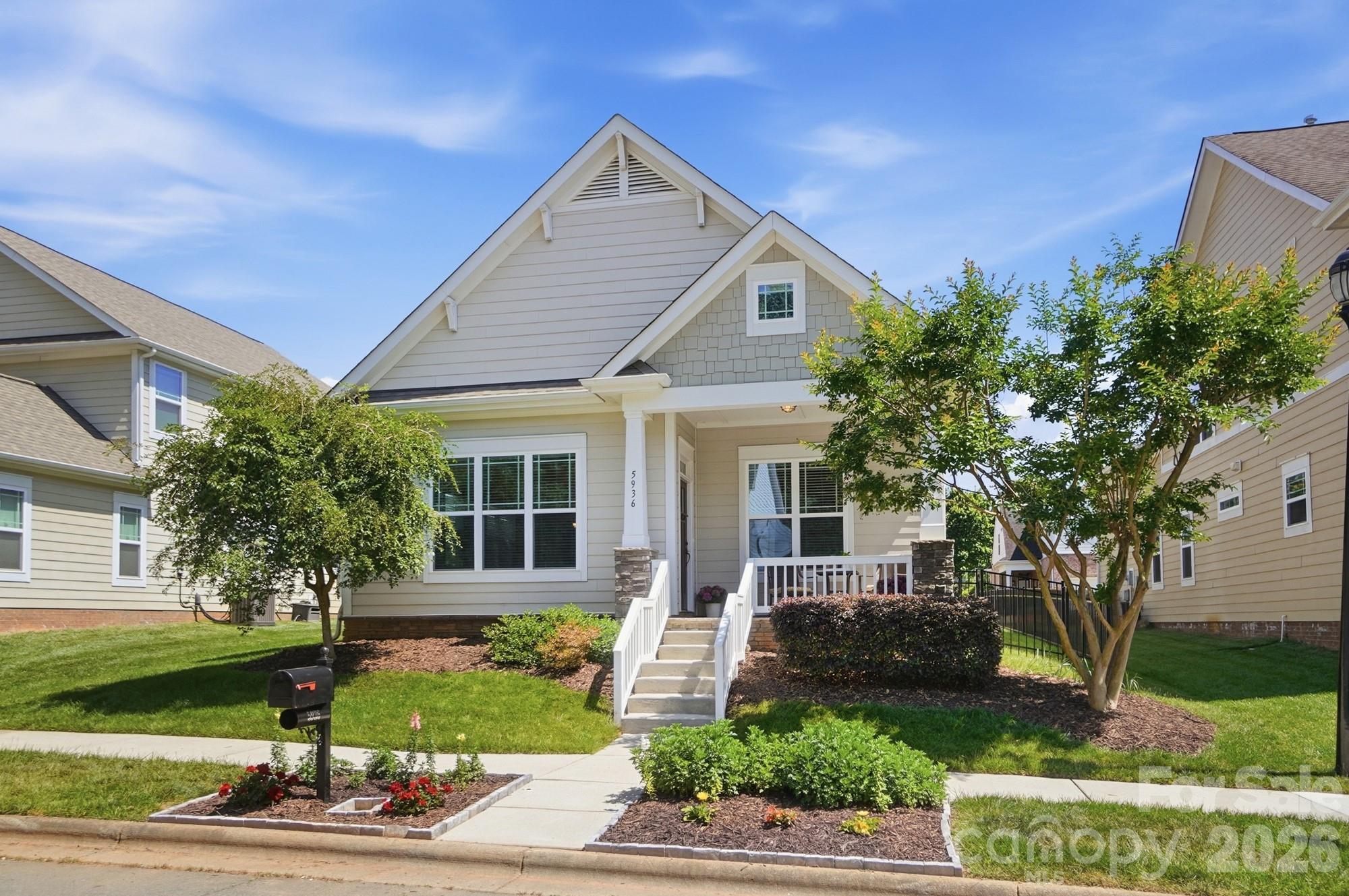 5936 Whitehawk Hill Road — Mint Hill