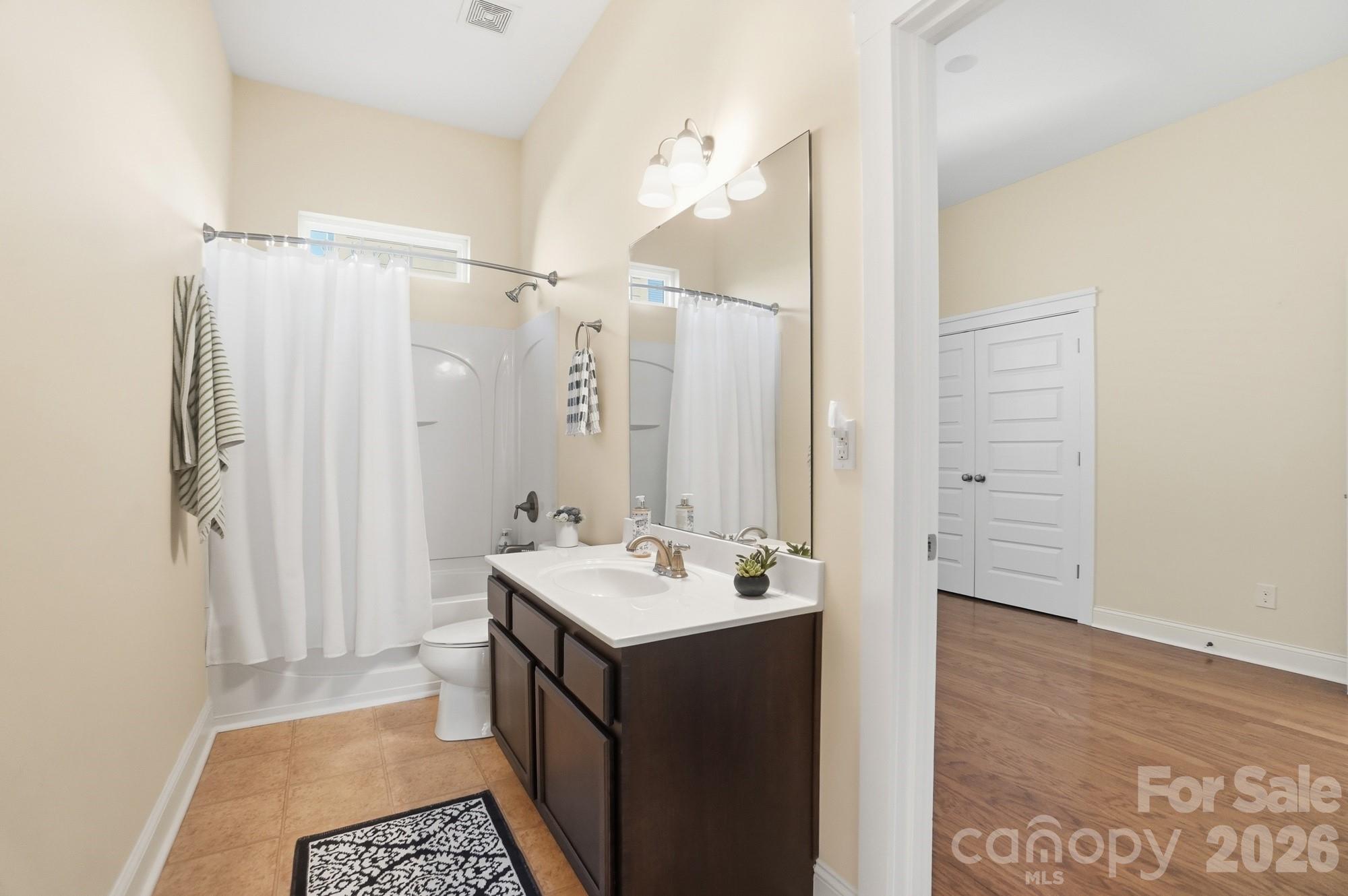5936 Whitehawk Hill Road — Mint Hill