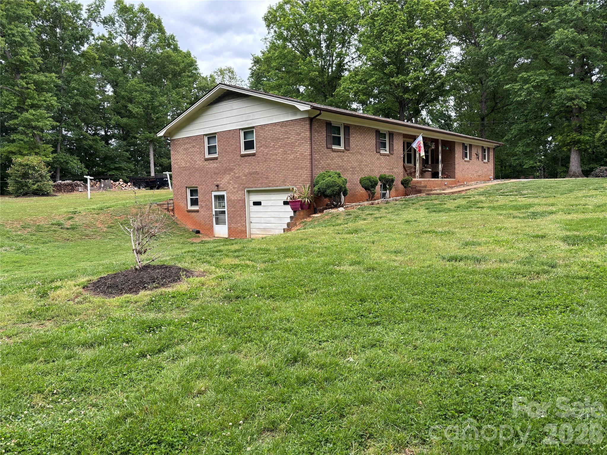 74 Miranda Drive — Taylorsville