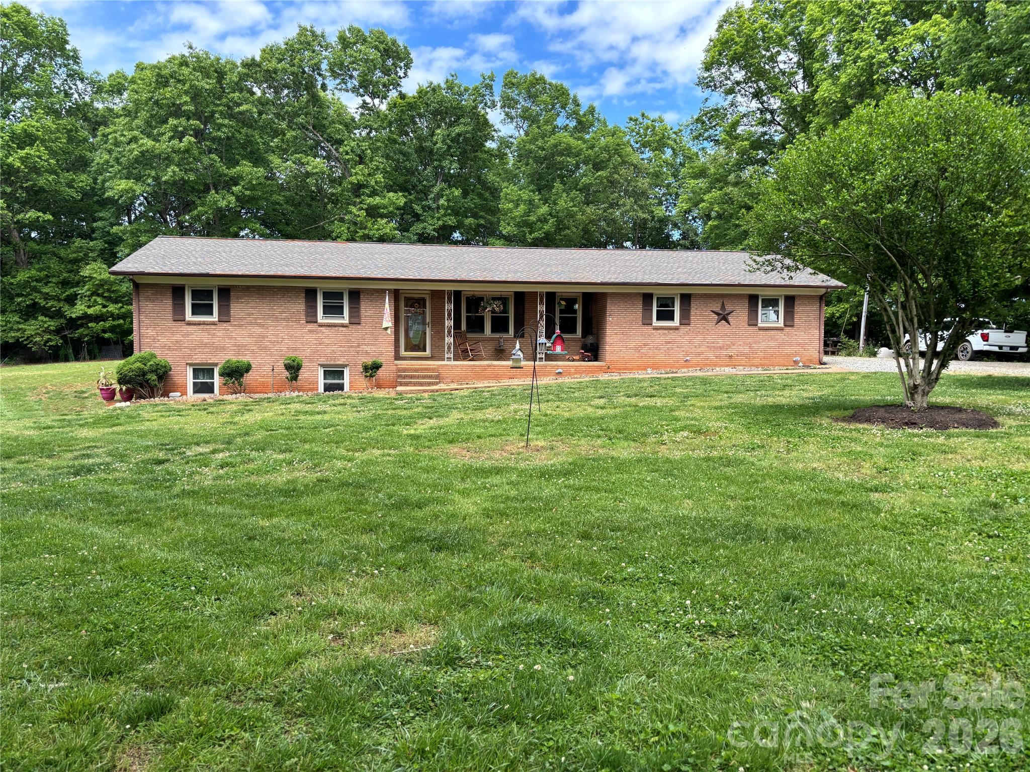 74 Miranda Drive — Taylorsville